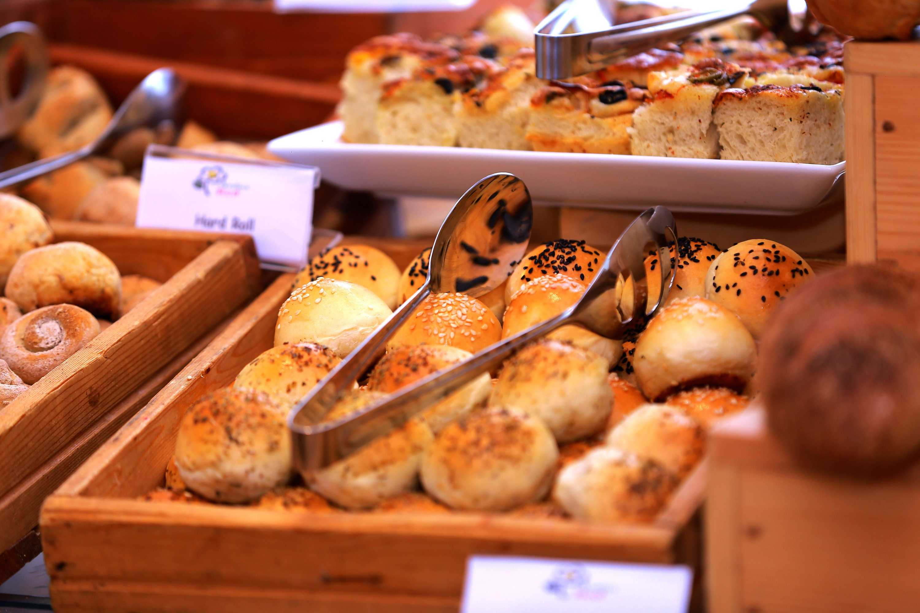 Gift card for Araliya Red - Budget Friendly Hotel- Where You Find Stunning 360 Panoramic View of Nuwara Eliya