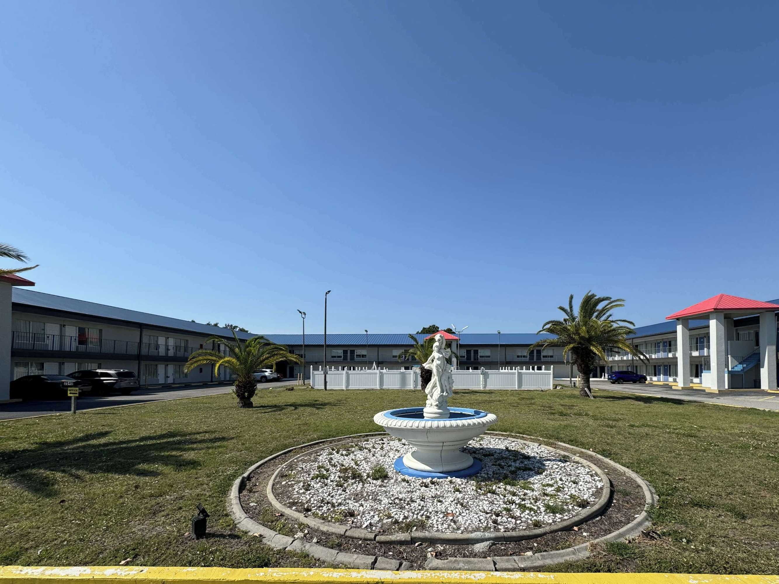 Gift card for Motel 6 Englewood, FL Gift card for Motel 6 Englewood, FL