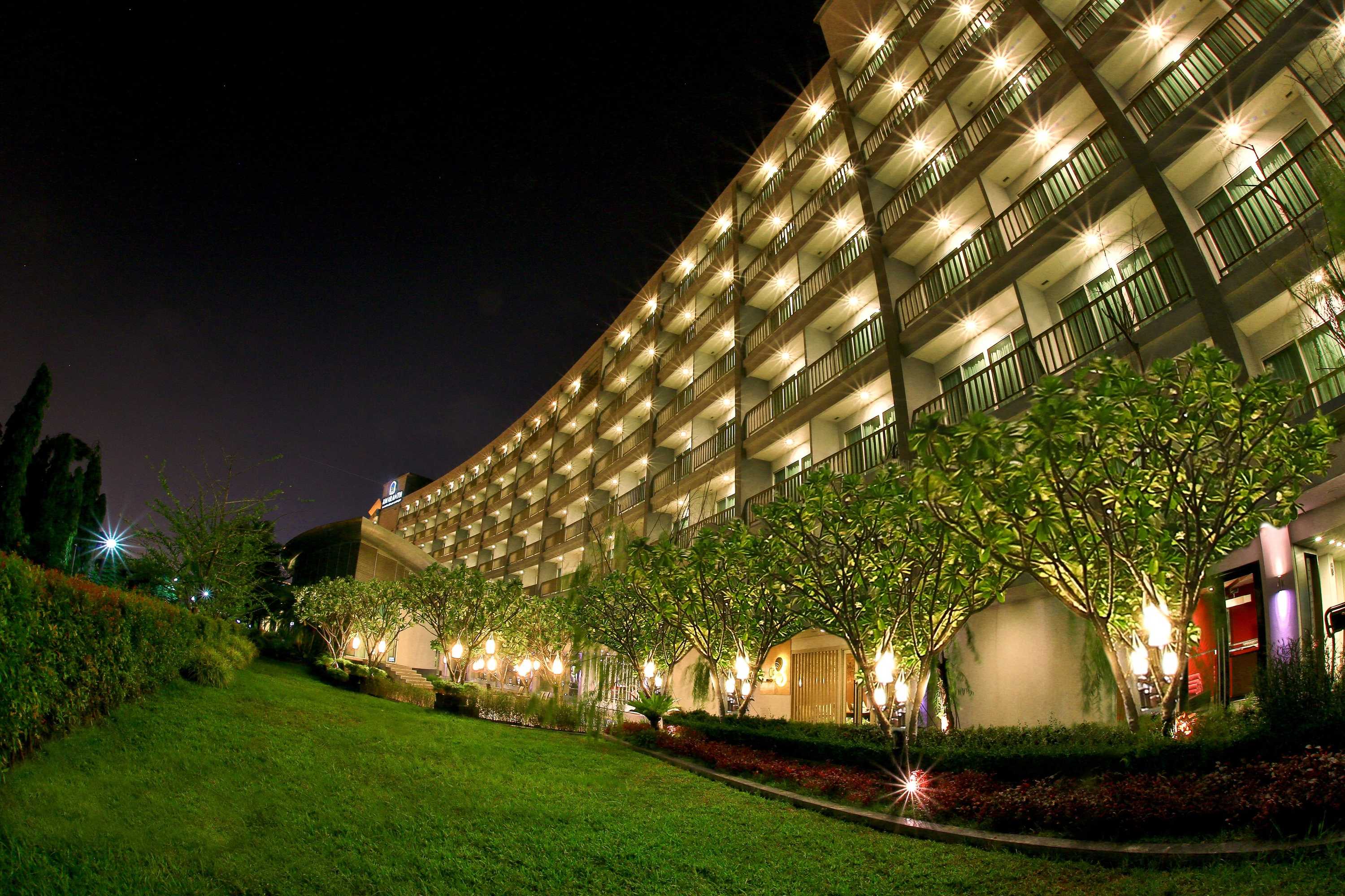 Gift card for Amaranth Suvarnabhumi Hotel - Free Suvarnabhumi Airport Shuttle Gift card for Amaranth Suvarnabhumi Hotel - Free Suvarnabhumi Airport Shuttle