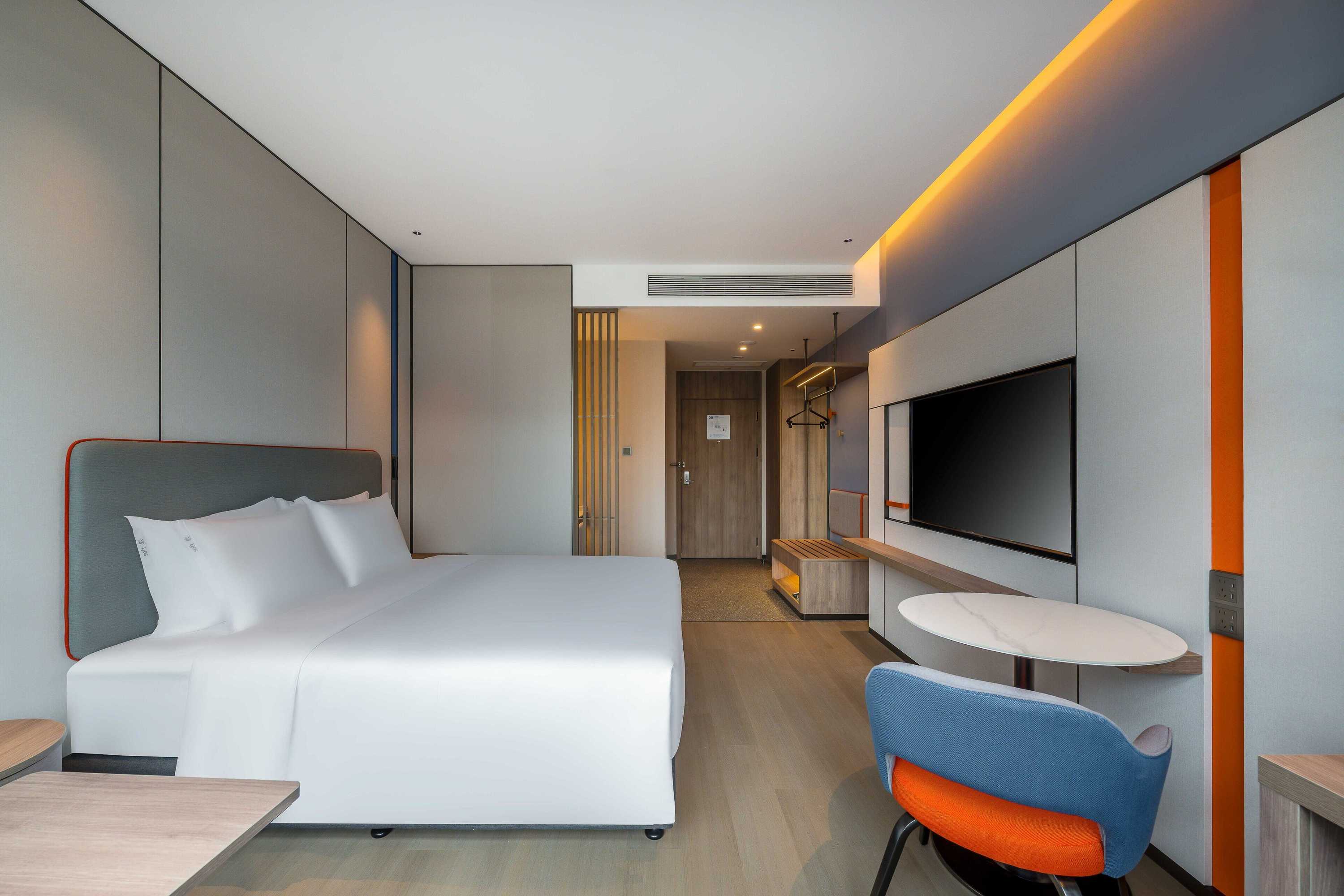 Gift card for Holiday Inn Express Jiangmen East Station by Ihg Gift card for Holiday Inn Express Jiangmen East Station by Ihg