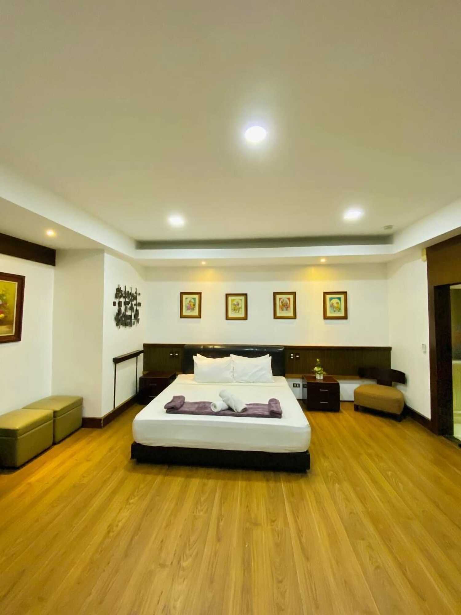 Gift card for Casa Verde Hotel & Events Center Gift card for Casa Verde Hotel & Events Center