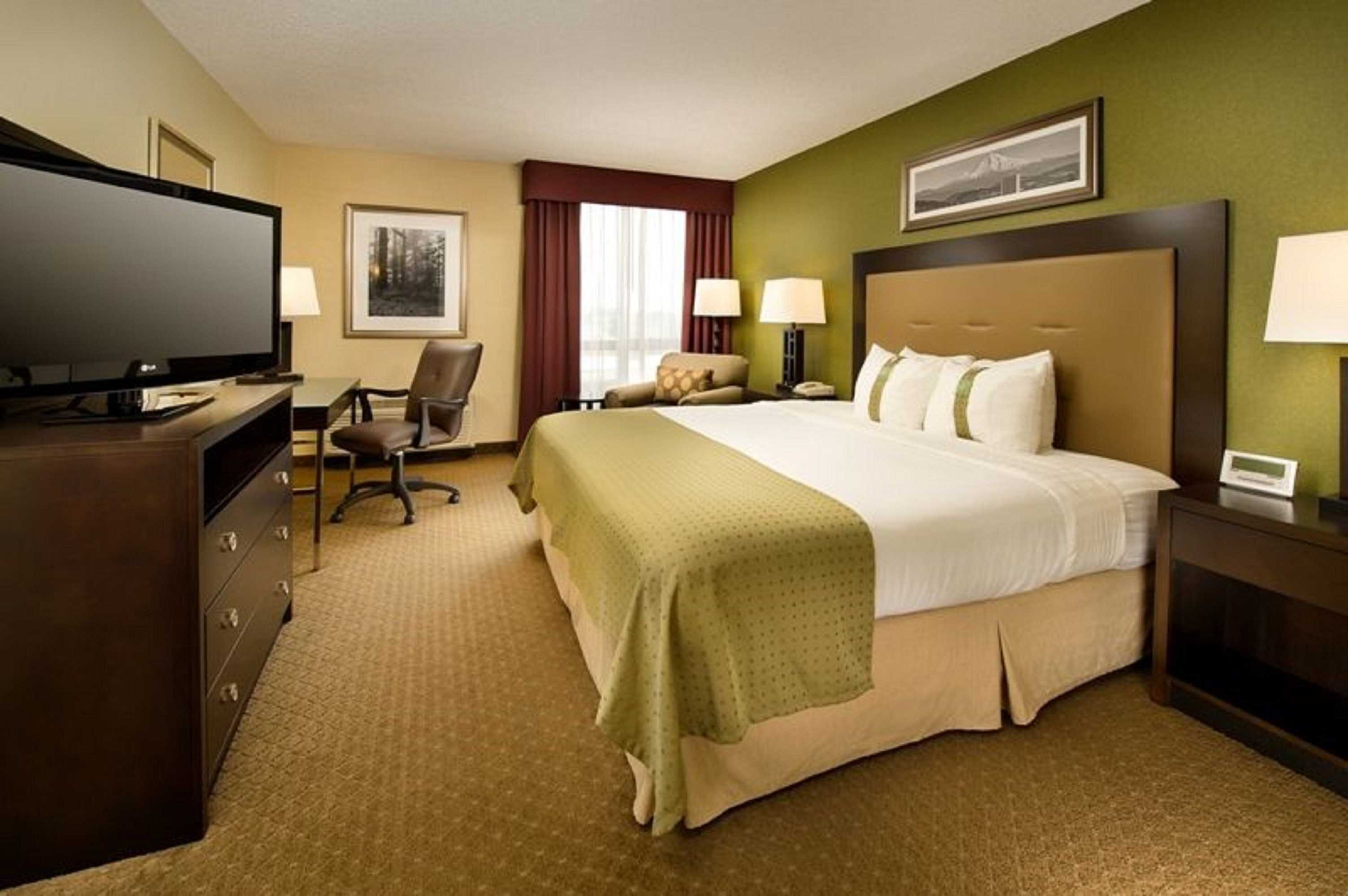 Gift card for Holiday Inn Airport - Portland by Ihg Gift card for Holiday Inn Airport - Portland by Ihg