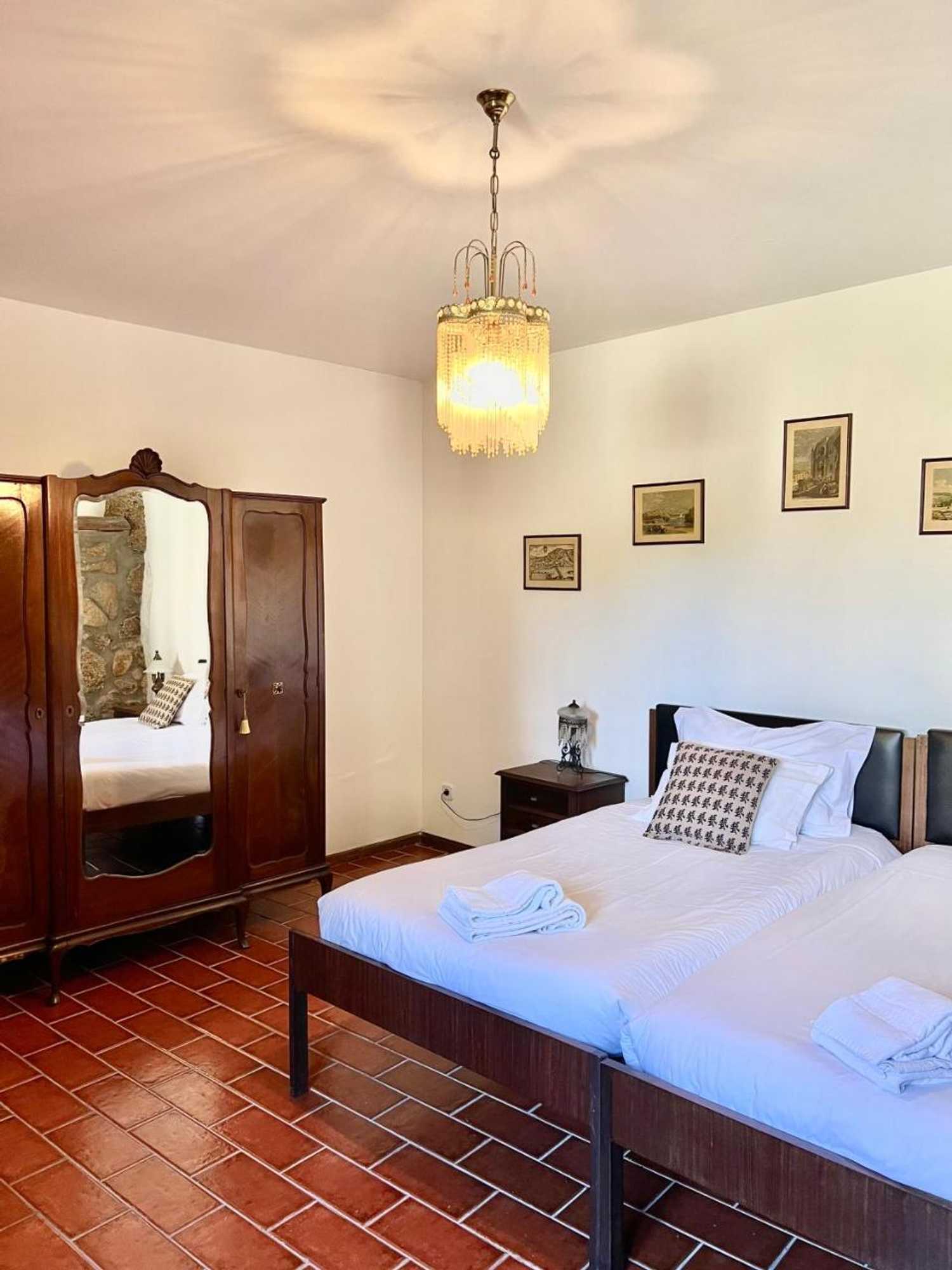 Gift card for Quinta do Casarão by Vinteoito - Casa de Campo Com Piscina