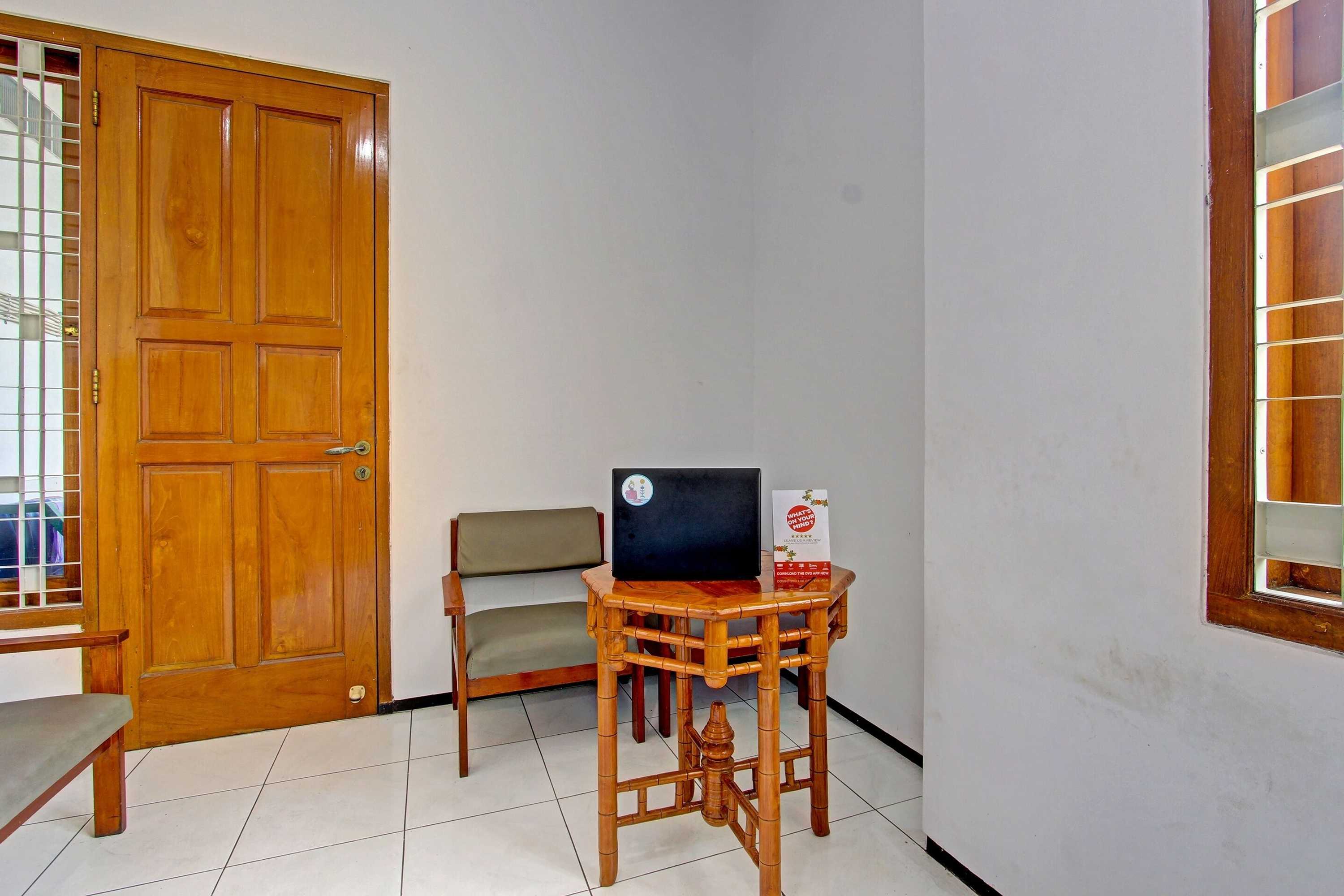 Gift card for Oyo Life 91523 Kenari Guesthouse Gift card for Oyo Life 91523 Kenari Guesthouse