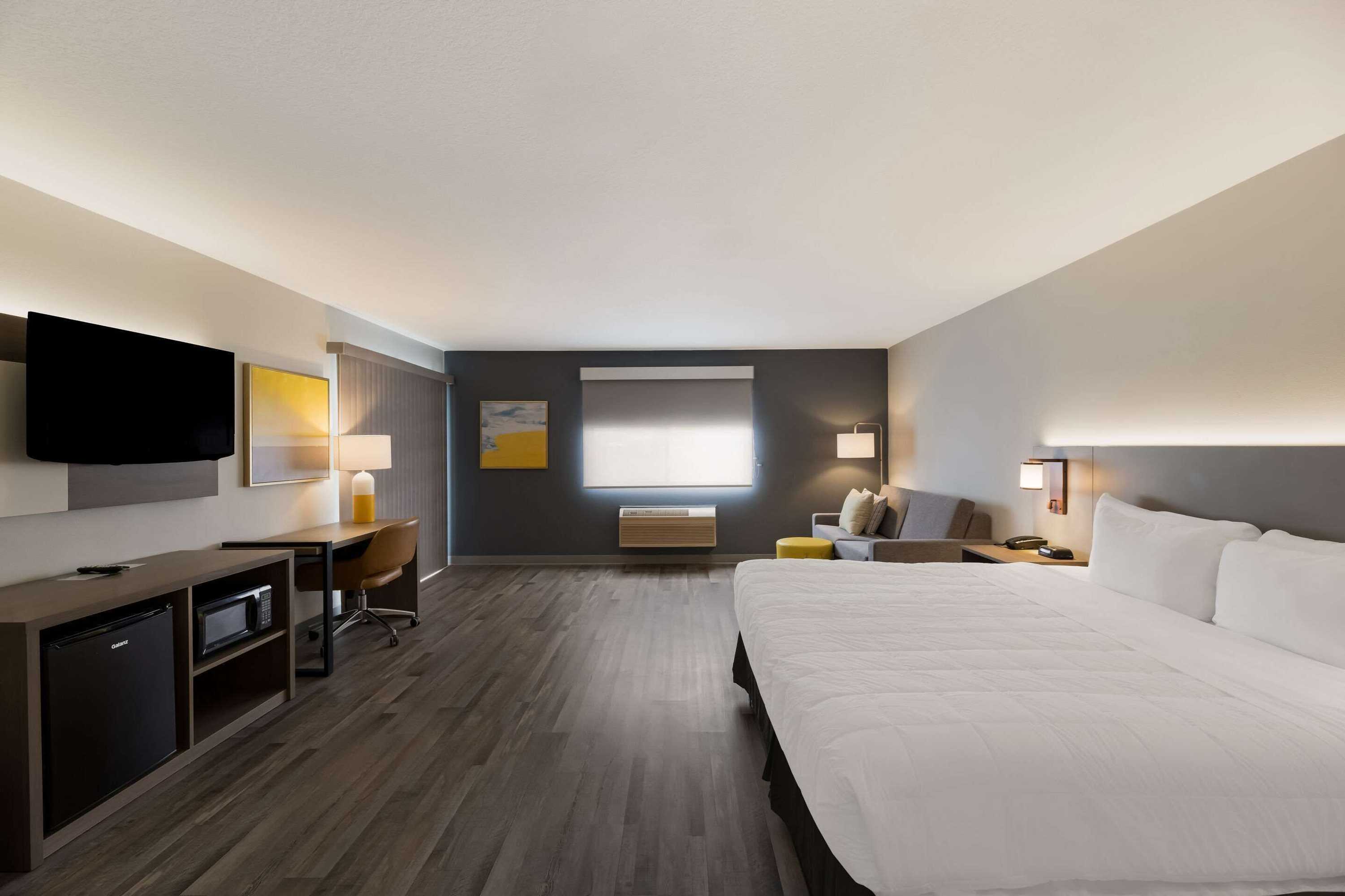 Gift card for Quality Inn & Suites Gift card for Quality Inn & Suites