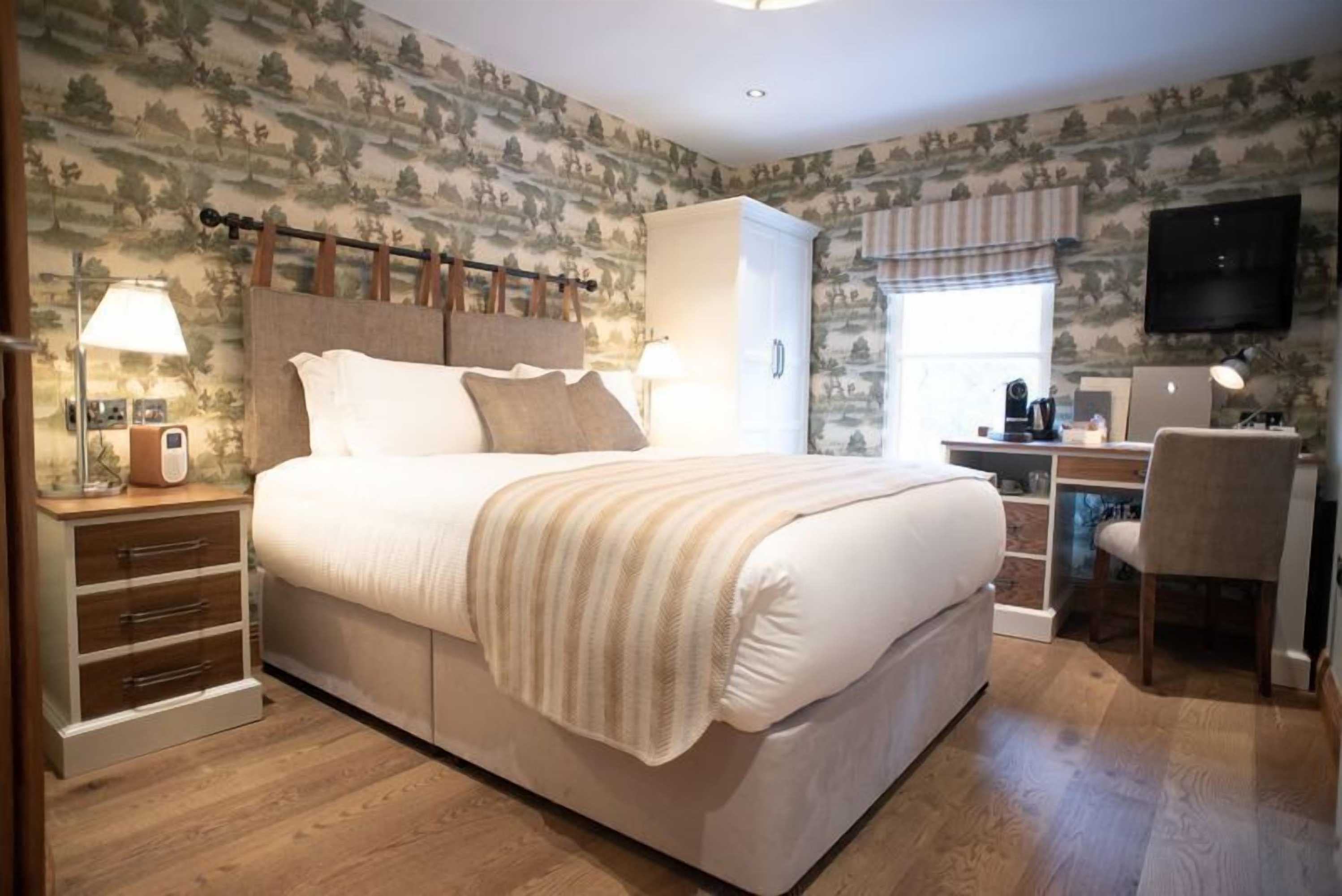 Gift card for Cromwell Arms Country Pub With Rooms Gift card for Cromwell Arms Country Pub With Rooms