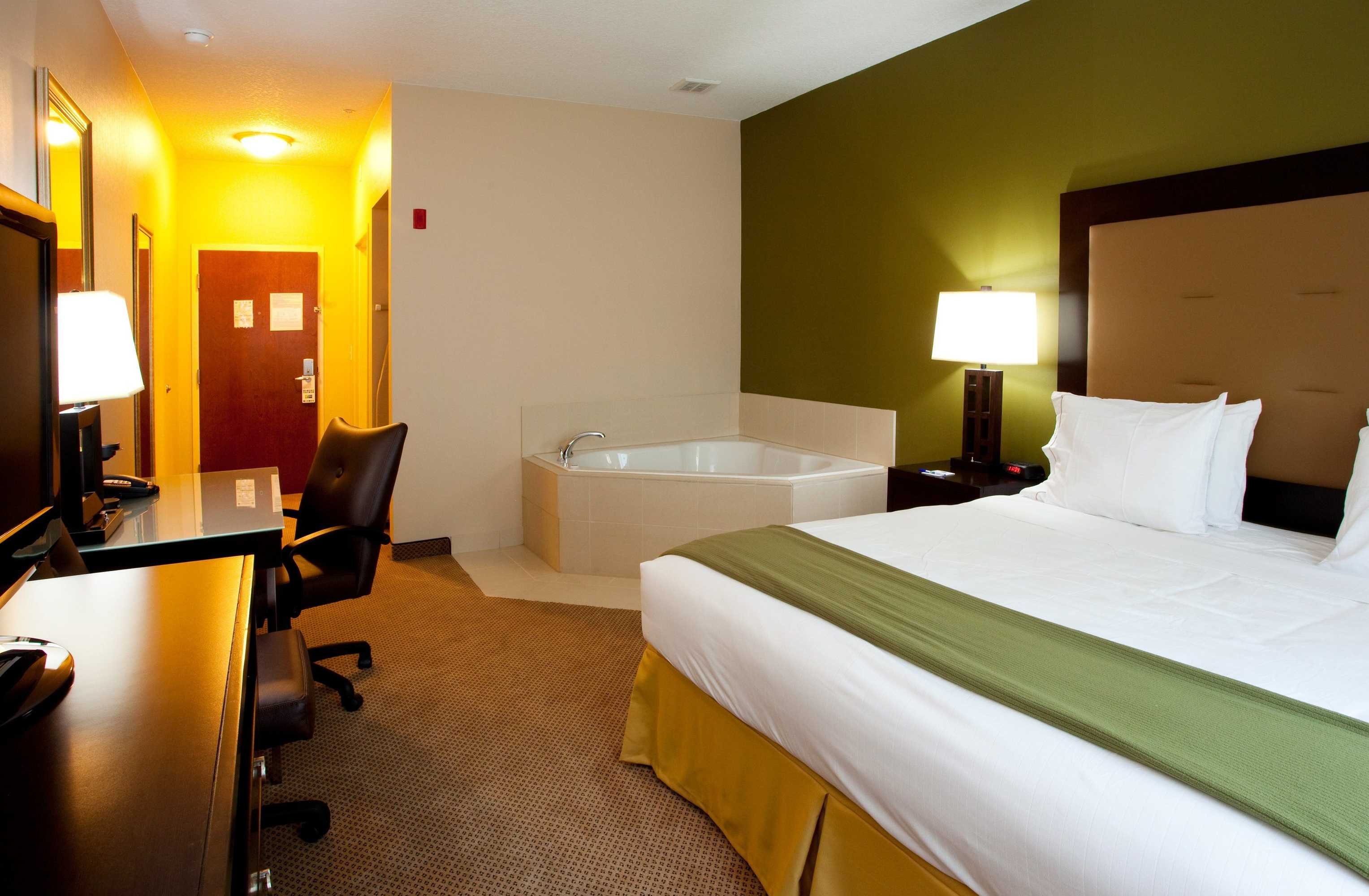 Gift card for Holiday Inn Express & Suites Jacksonville - Atlantic Beach by Ihg Gift card for Holiday Inn Express & Suites Jacksonville - Atlantic Beach by Ihg
