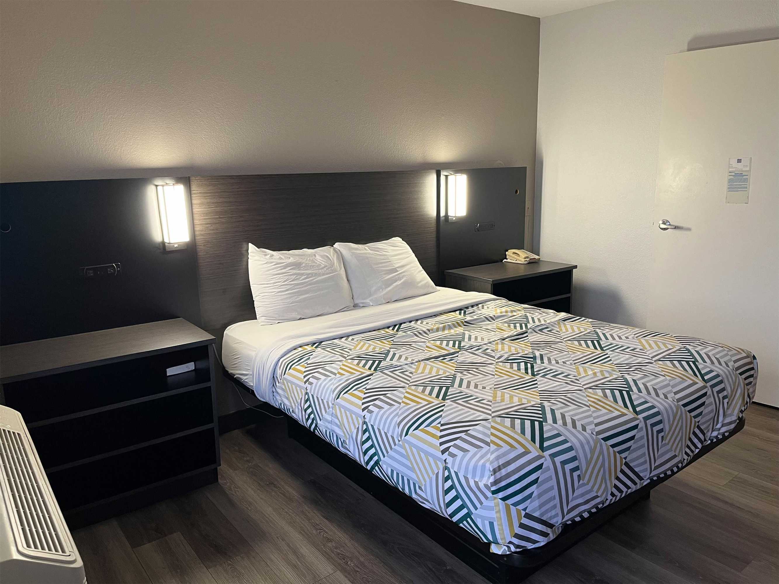 Gift card for Motel 6 Elkton, MD