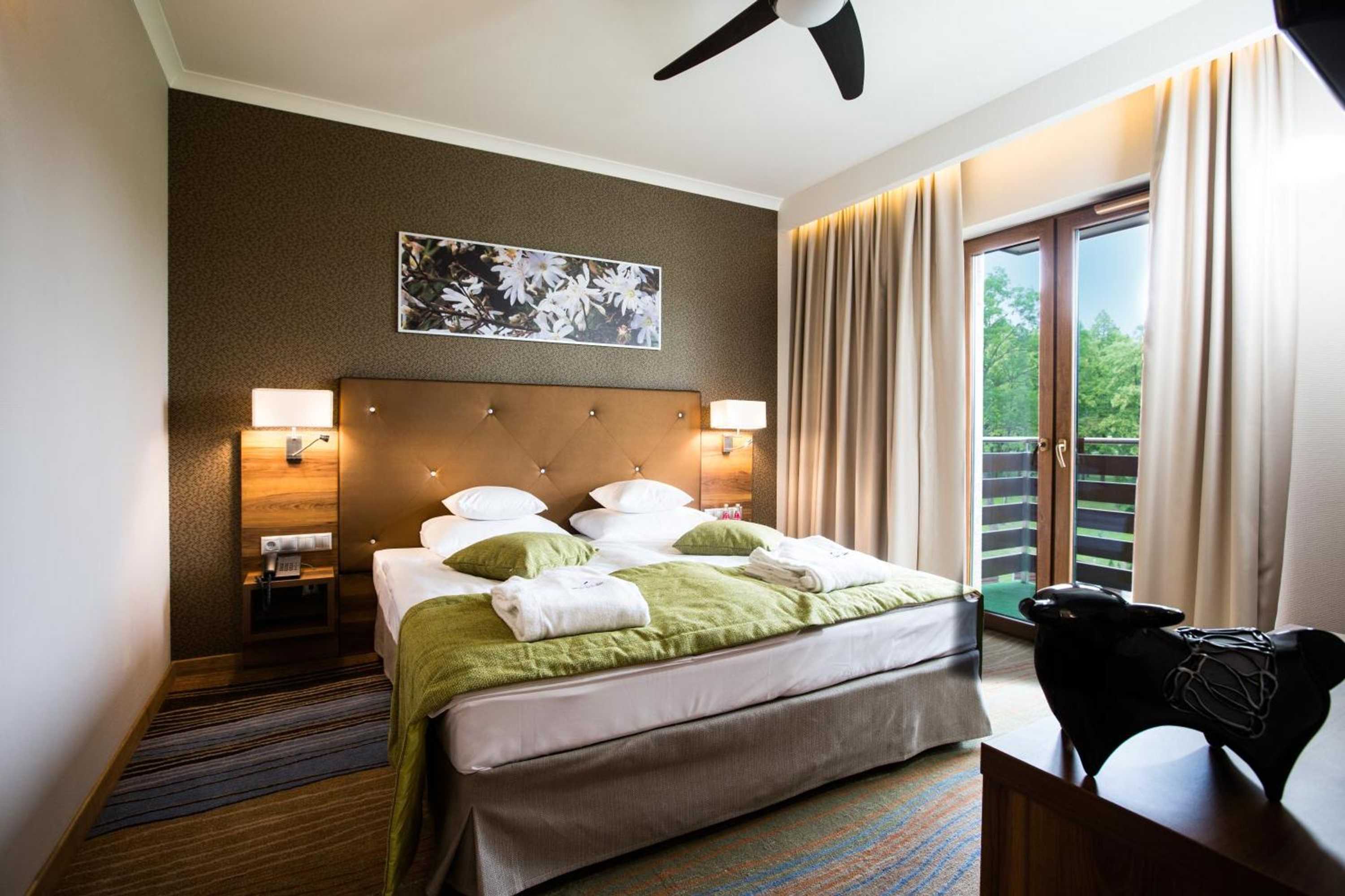 Gift card for Mineral Hotel Malinowy Raj Gift card for Mineral Hotel Malinowy Raj
