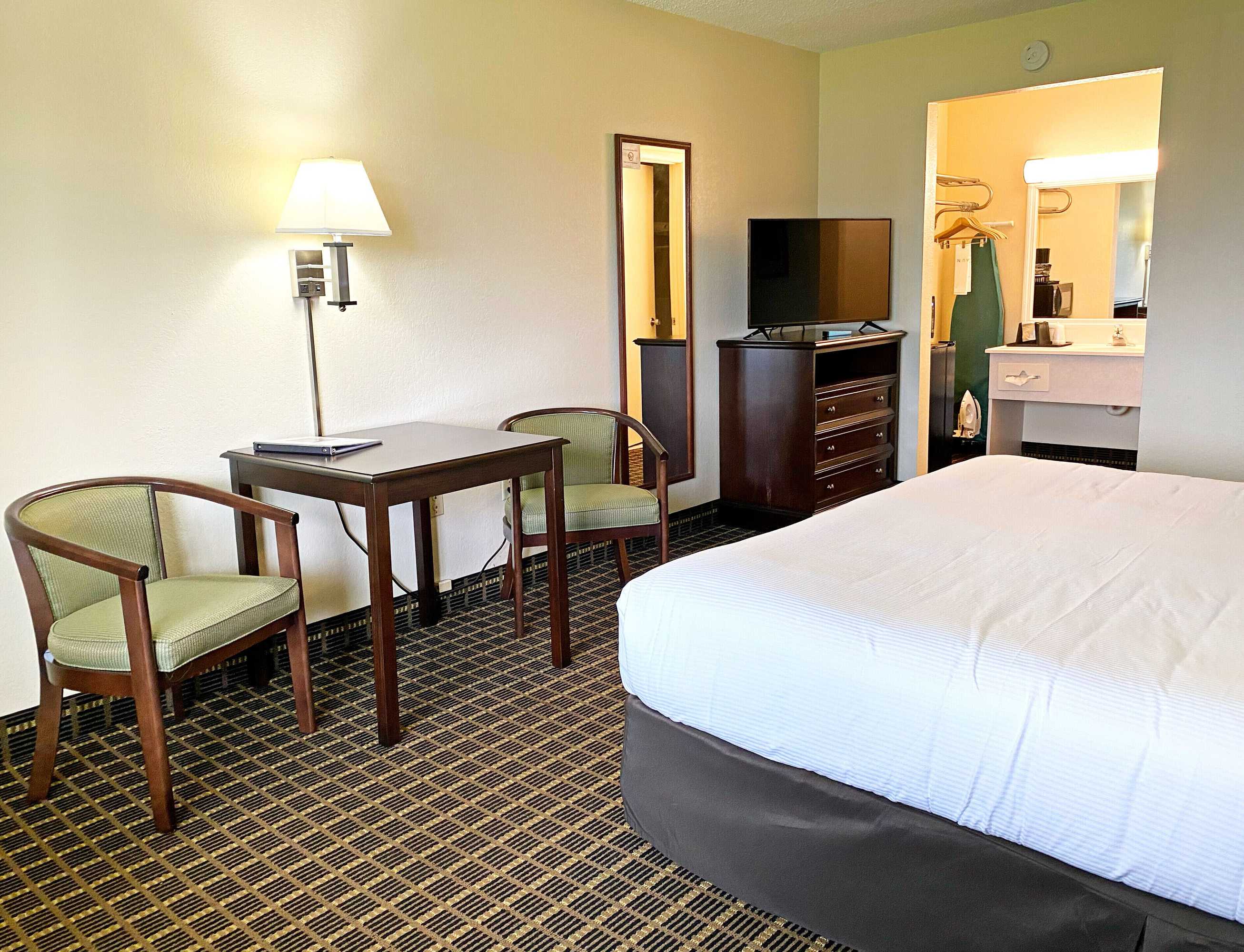 Gift card for Roadstar Hotel Zephyrhills Gift card for Roadstar Hotel Zephyrhills