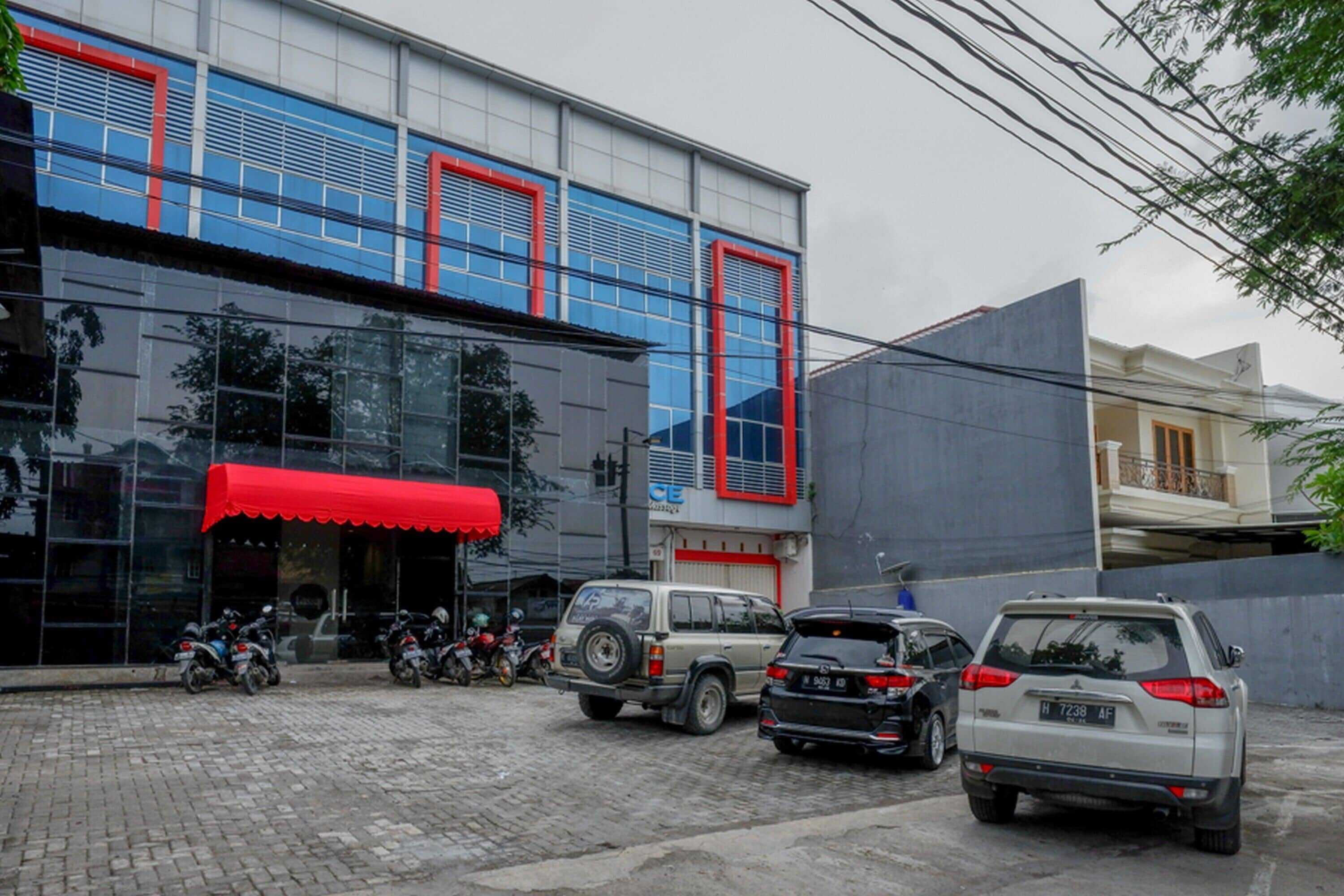 Gift card for Reddoorz @ Jalan Kartini Semarang