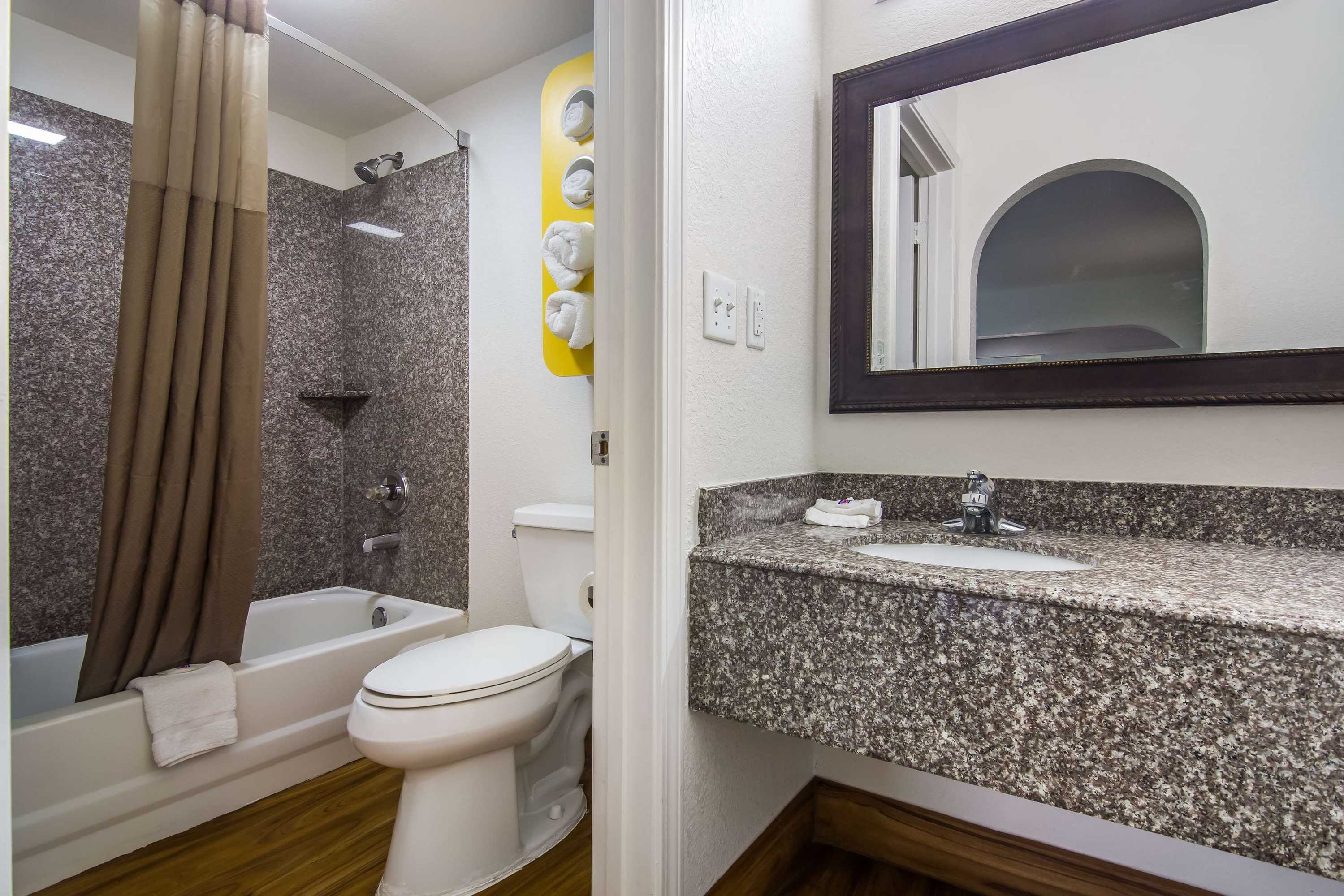 Gift card for Motel 6 Pensacola, FL - Nas