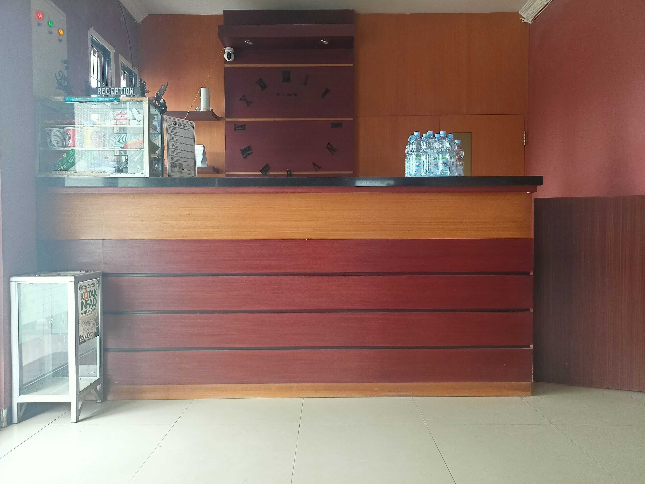 Gift card for Oyo 92098 Kost Orange Syariah Gift card for Oyo 92098 Kost Orange Syariah