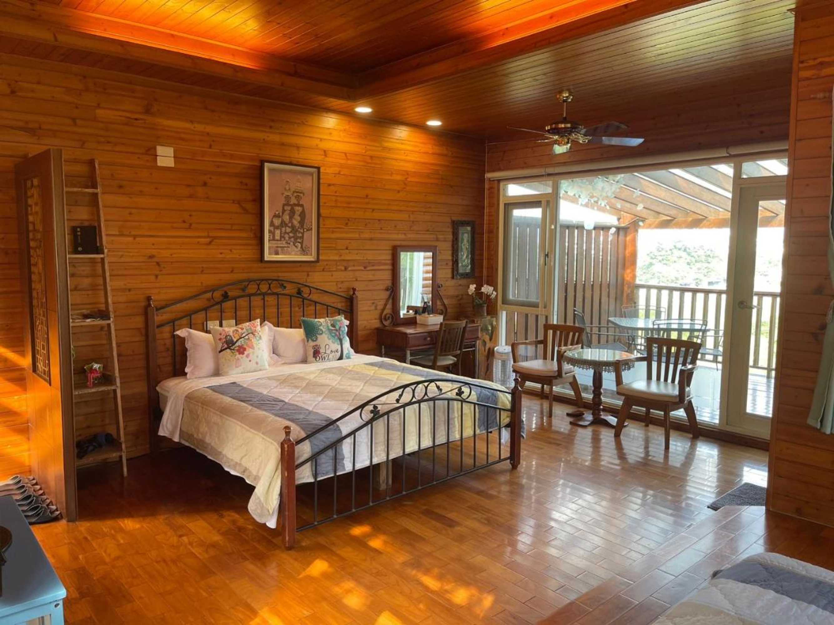 Gift card for Moon River Villa