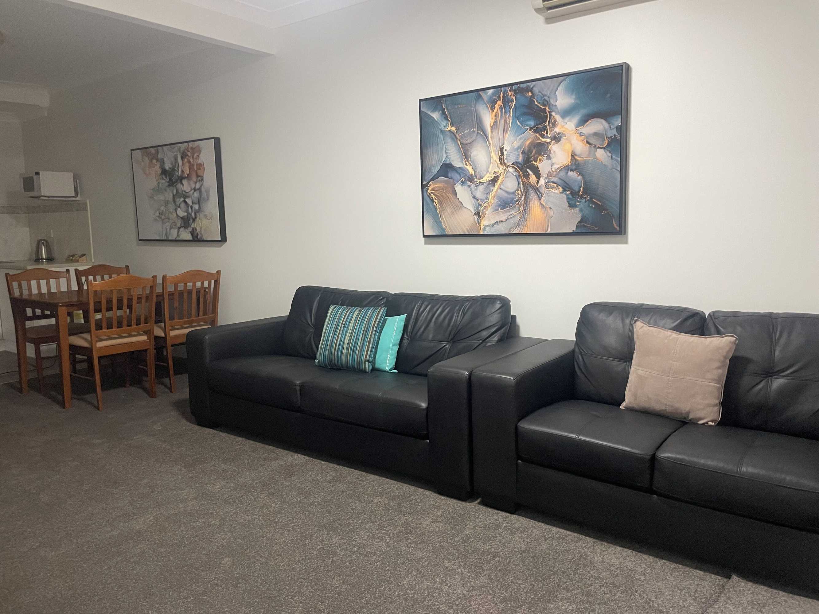 Gift card for Oasis Inn Ulladulla - Guest 18 Years And Older Gift card for Oasis Inn Ulladulla - Guest 18 Years And Older