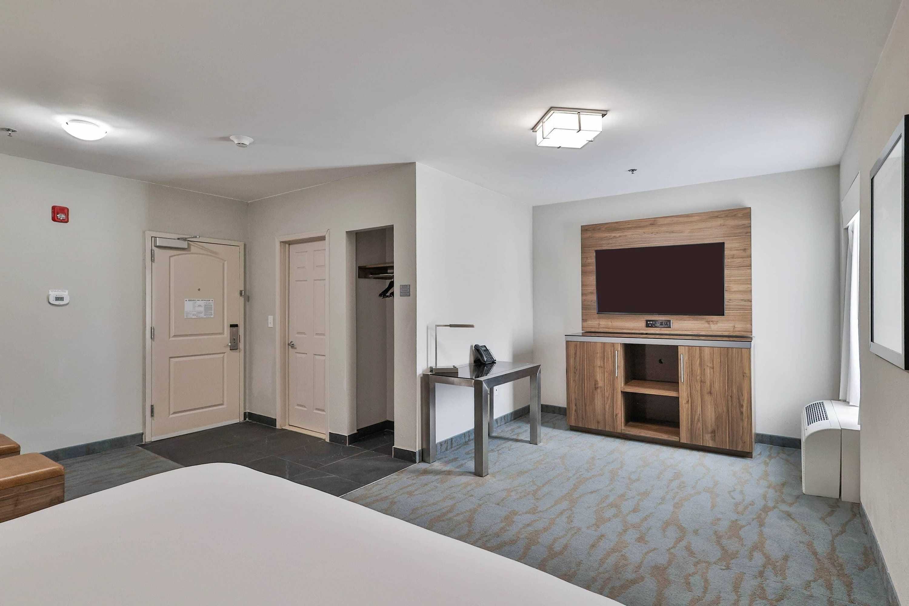 Gift card for The Penn Stroud, Stroudsburg - Poconos, Ascend Hotel Collection Gift card for The Penn Stroud, Stroudsburg - Poconos, Ascend Hotel Collection