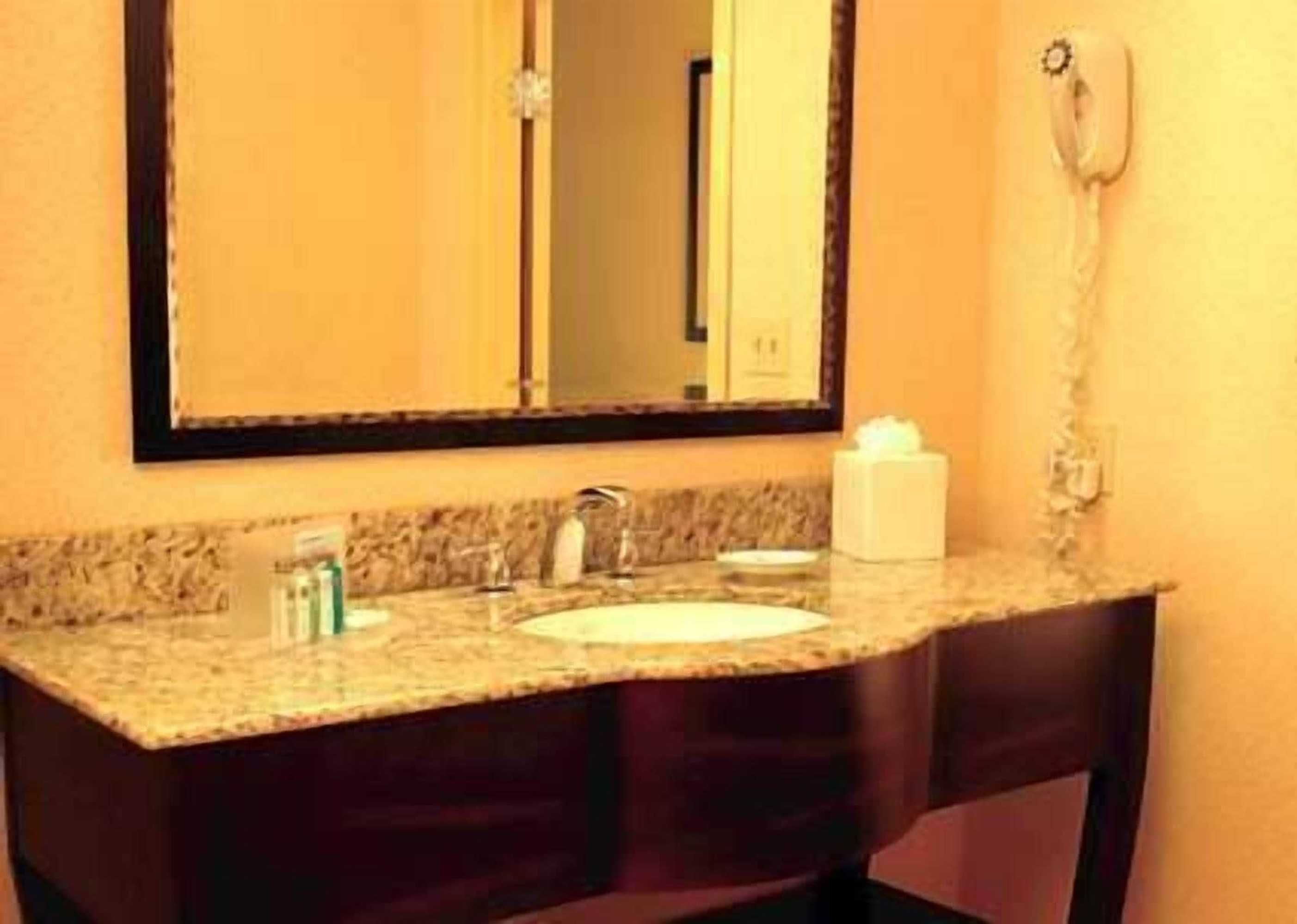 Gift card for Hampton Inn Philadelphia/voorhees Gift card for Hampton Inn Philadelphia/voorhees