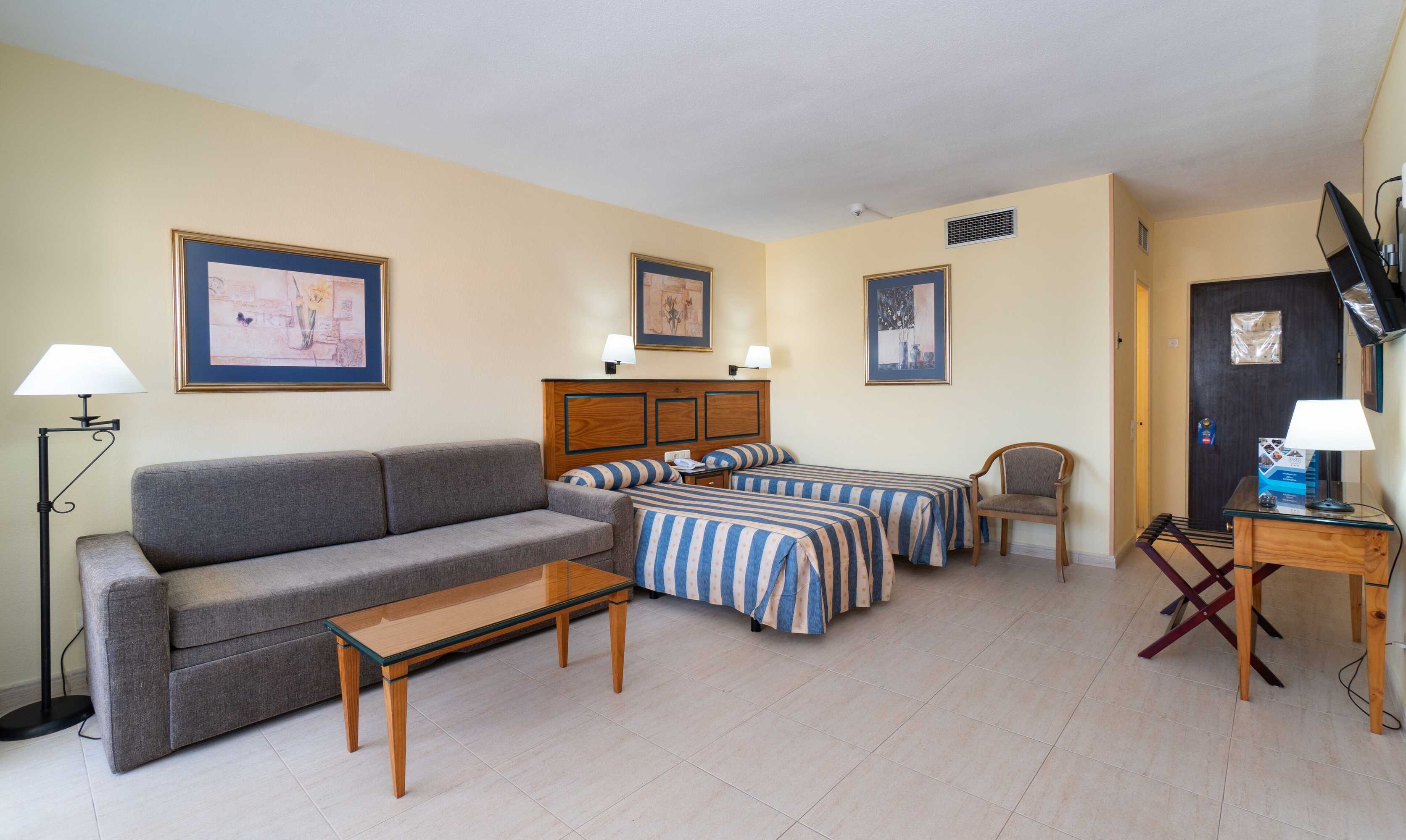 Gift card for Aparthotel Pyr Fuengirola Gift card for Aparthotel Pyr Fuengirola