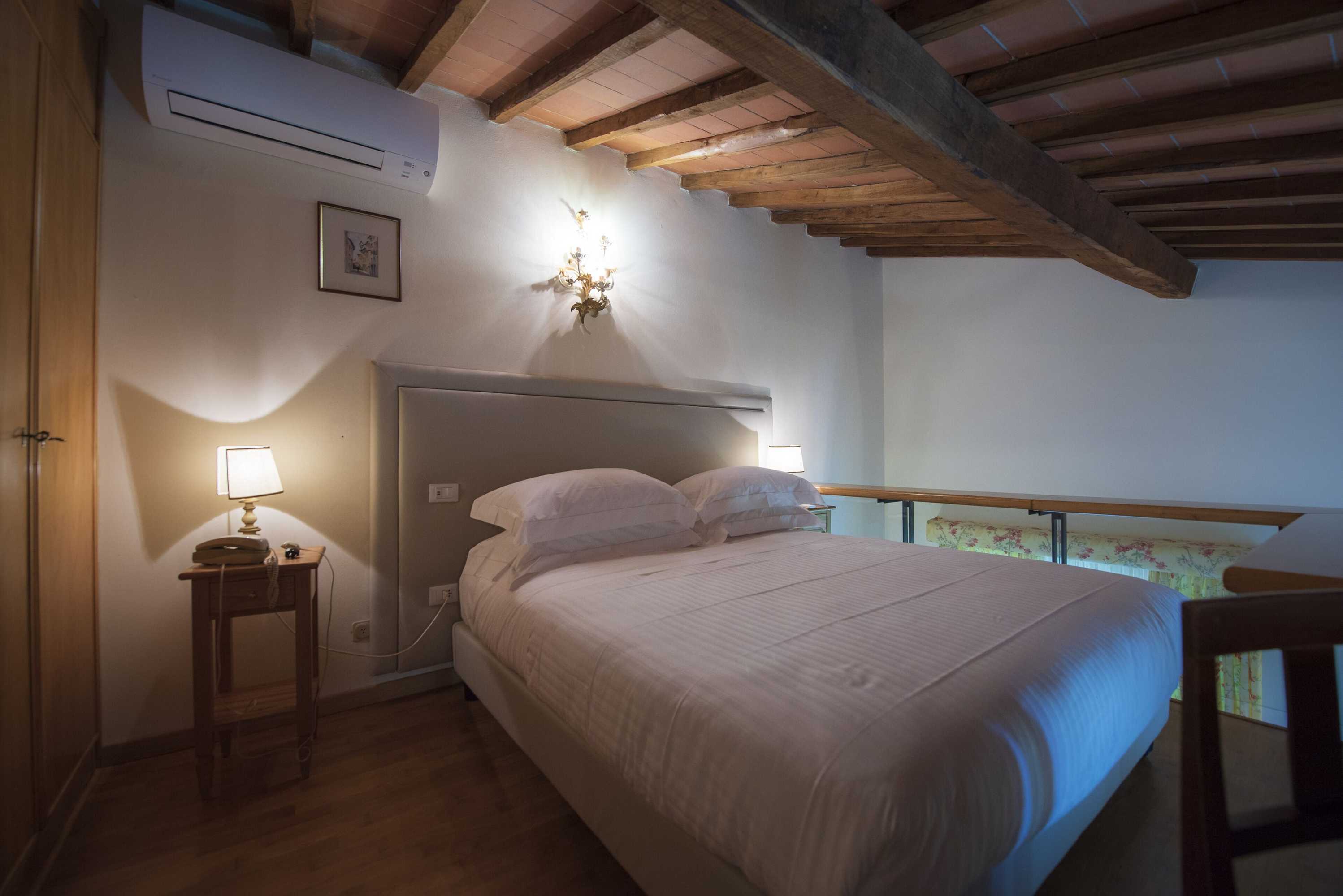 Gift card for Villa Scacciapensieri Boutique Hotel Gift card for Villa Scacciapensieri Boutique Hotel