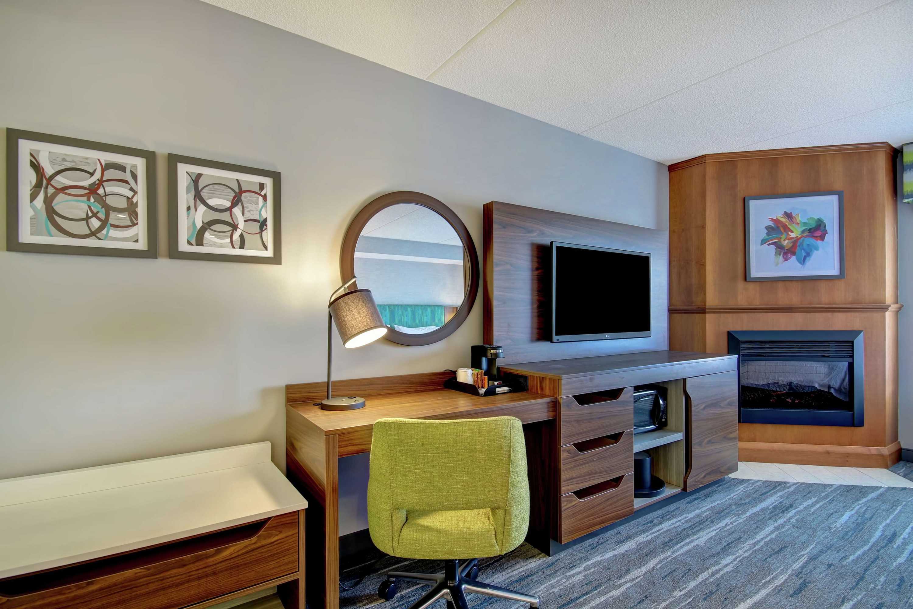 Gift card for Hampton Inn & Suites by Hilton - Guelph Gift card for Hampton Inn & Suites by Hilton - Guelph