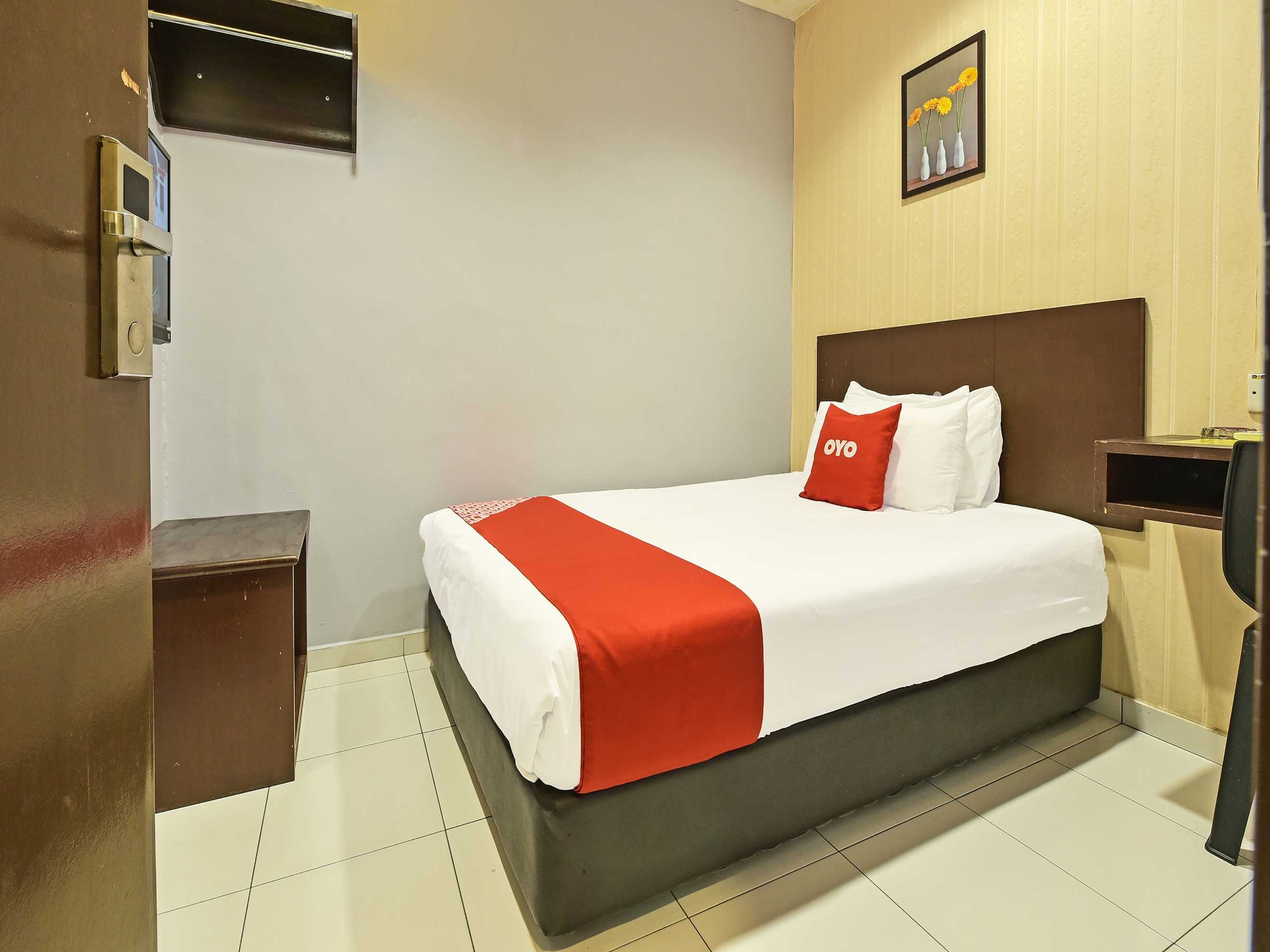 Gift card for Oyo 90644 M Three Hotel Gift card for Oyo 90644 M Three Hotel