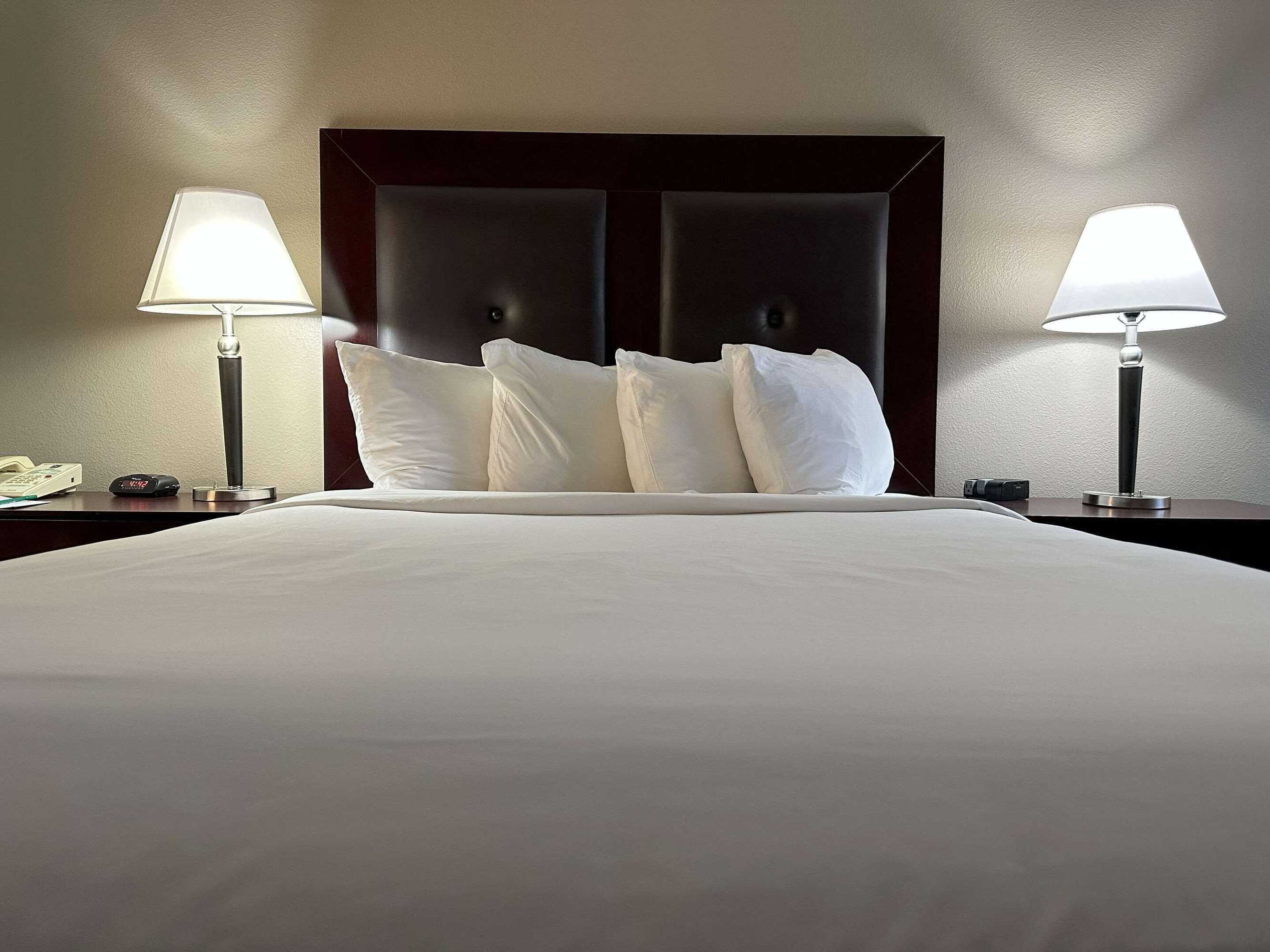 Gift card for Quality Inn & Suites Everett Gift card for Quality Inn & Suites Everett