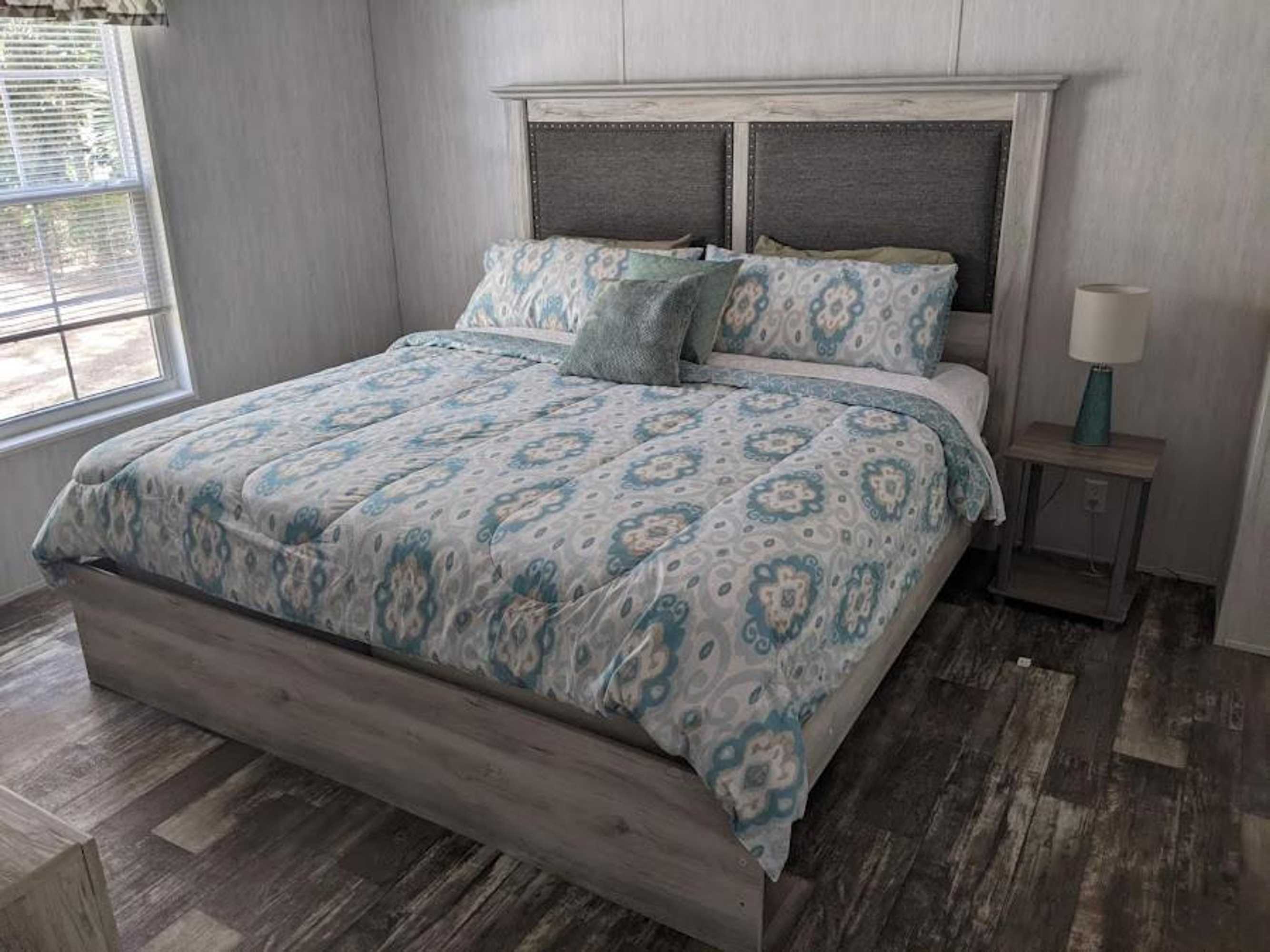 Gift card for Lakeside Vacations