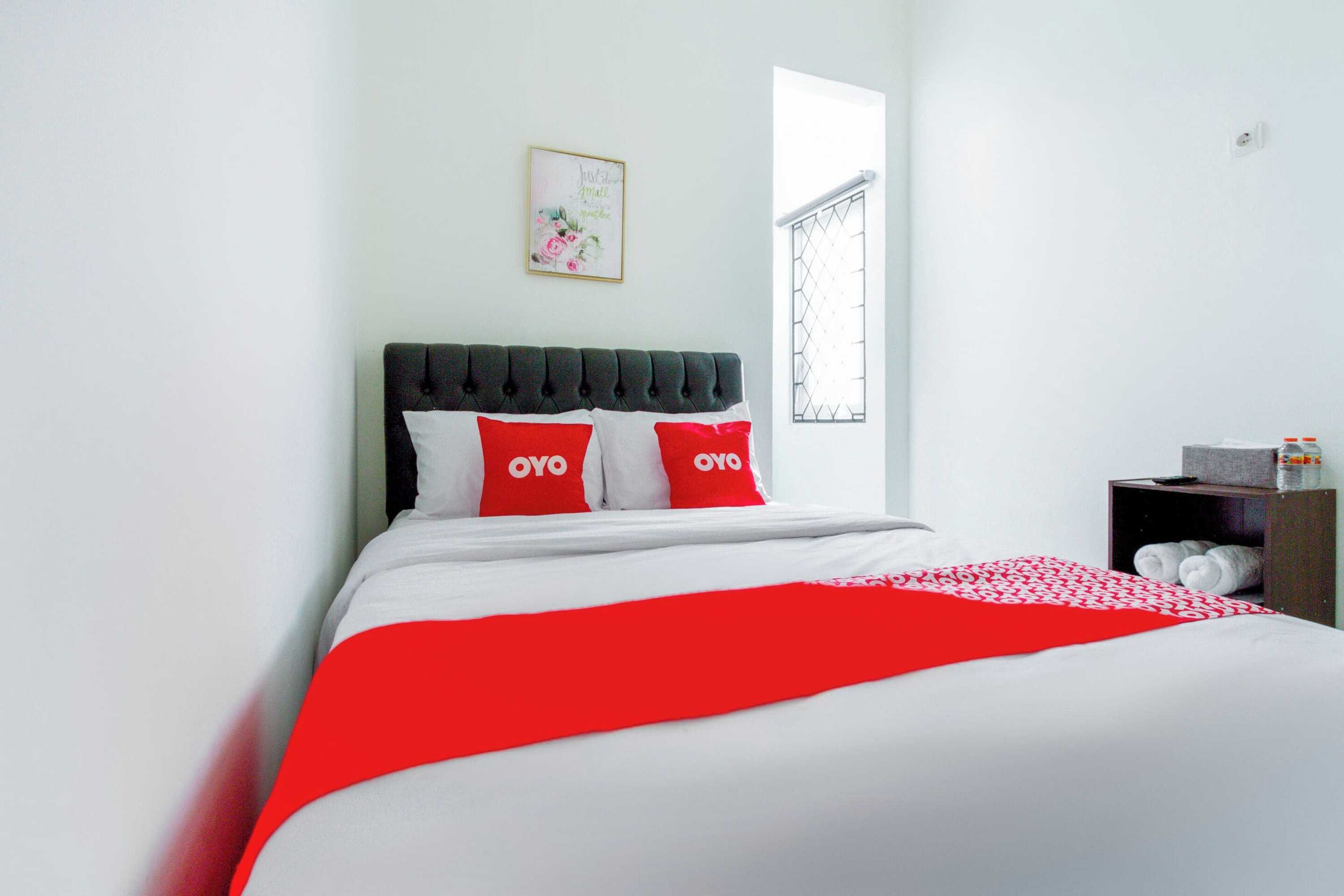 Gift card for House Of Mahira Syariah Mitra by Reddoorz Gift card for House Of Mahira Syariah Mitra by Reddoorz