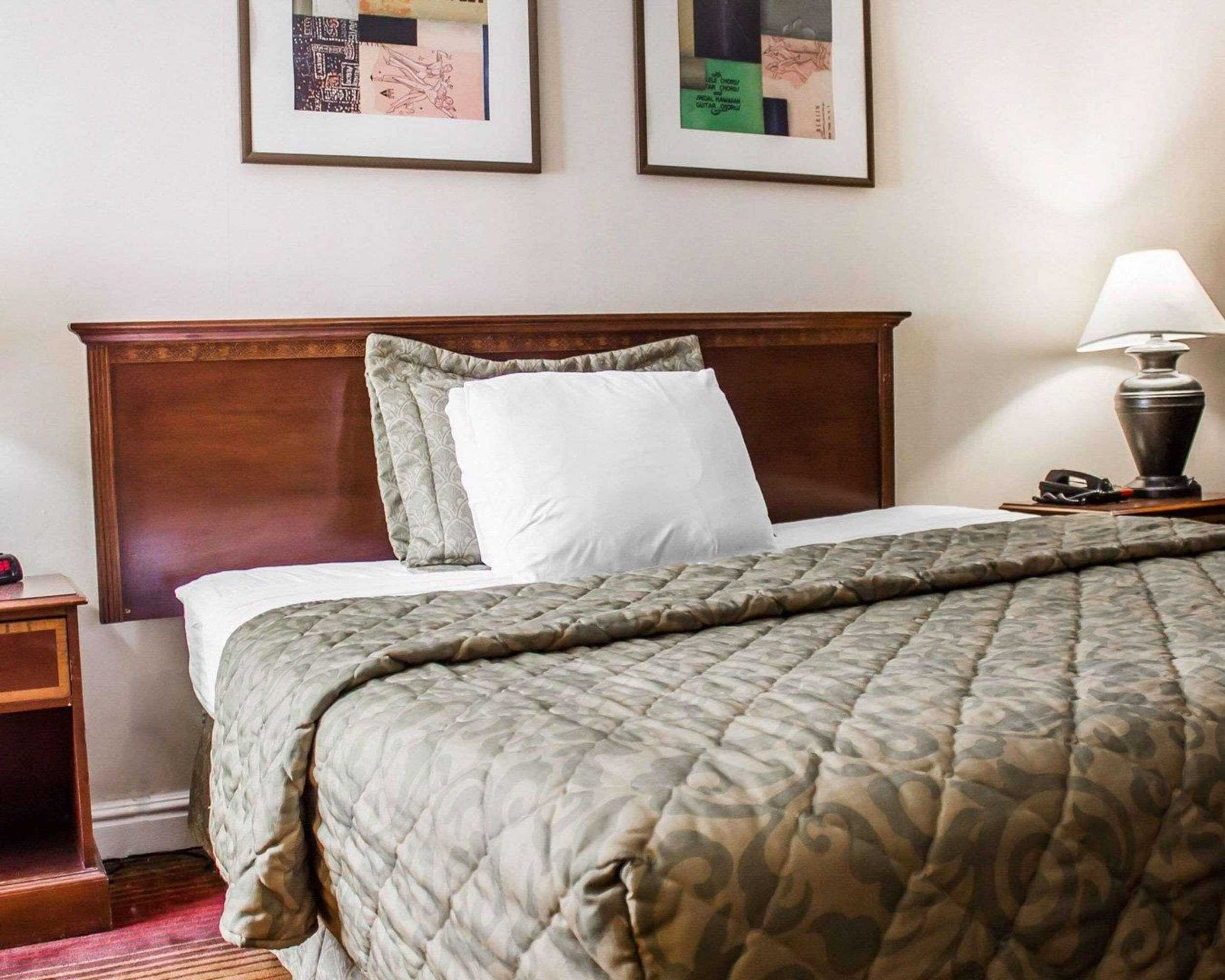 Gift card for Rodeway Inn Huntington Station - Melville Gift card for Rodeway Inn Huntington Station - Melville