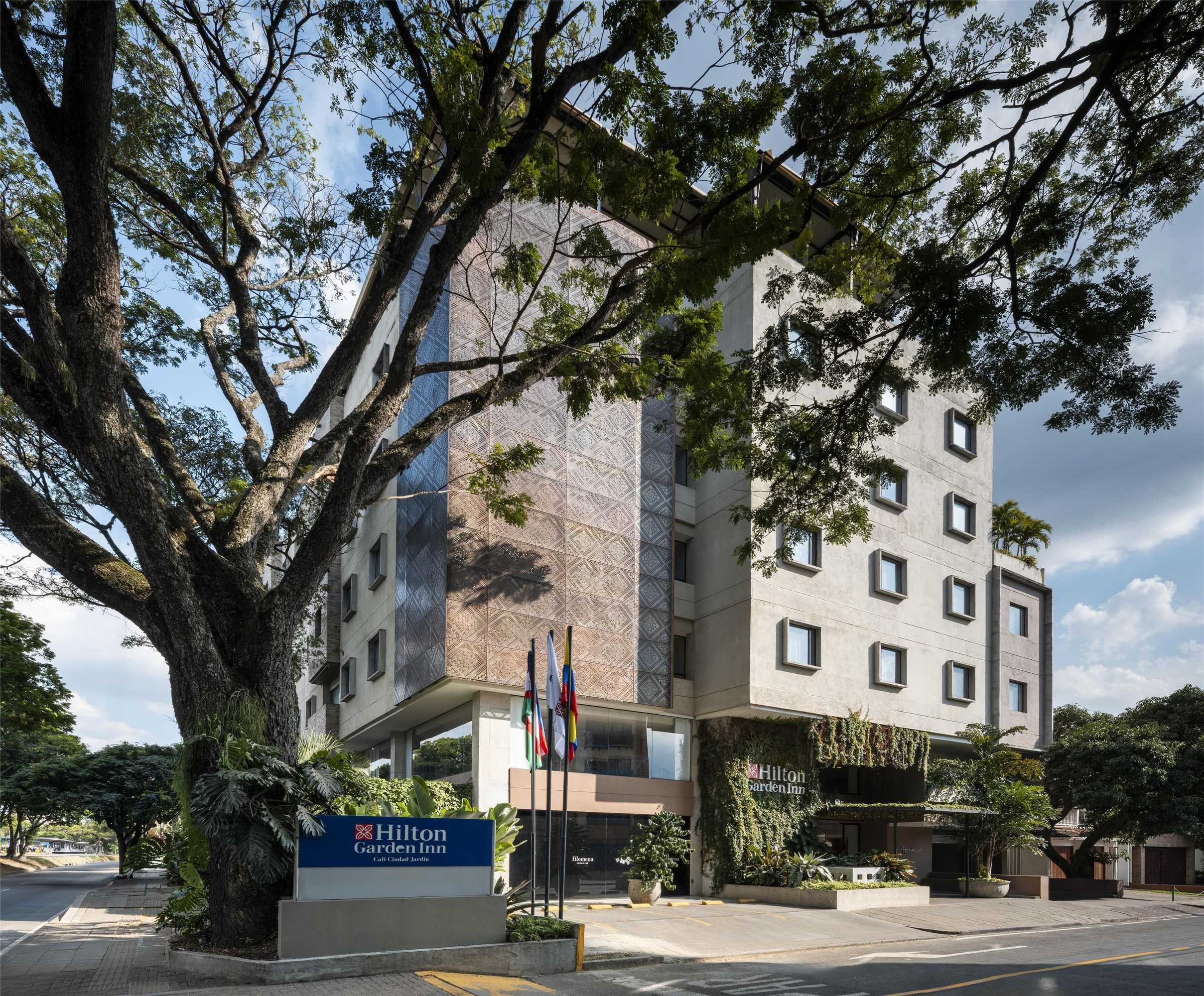 Gift card for Hilton Garden Inn Cali Ciudad Jardin Gift card for Hilton Garden Inn Cali Ciudad Jardin