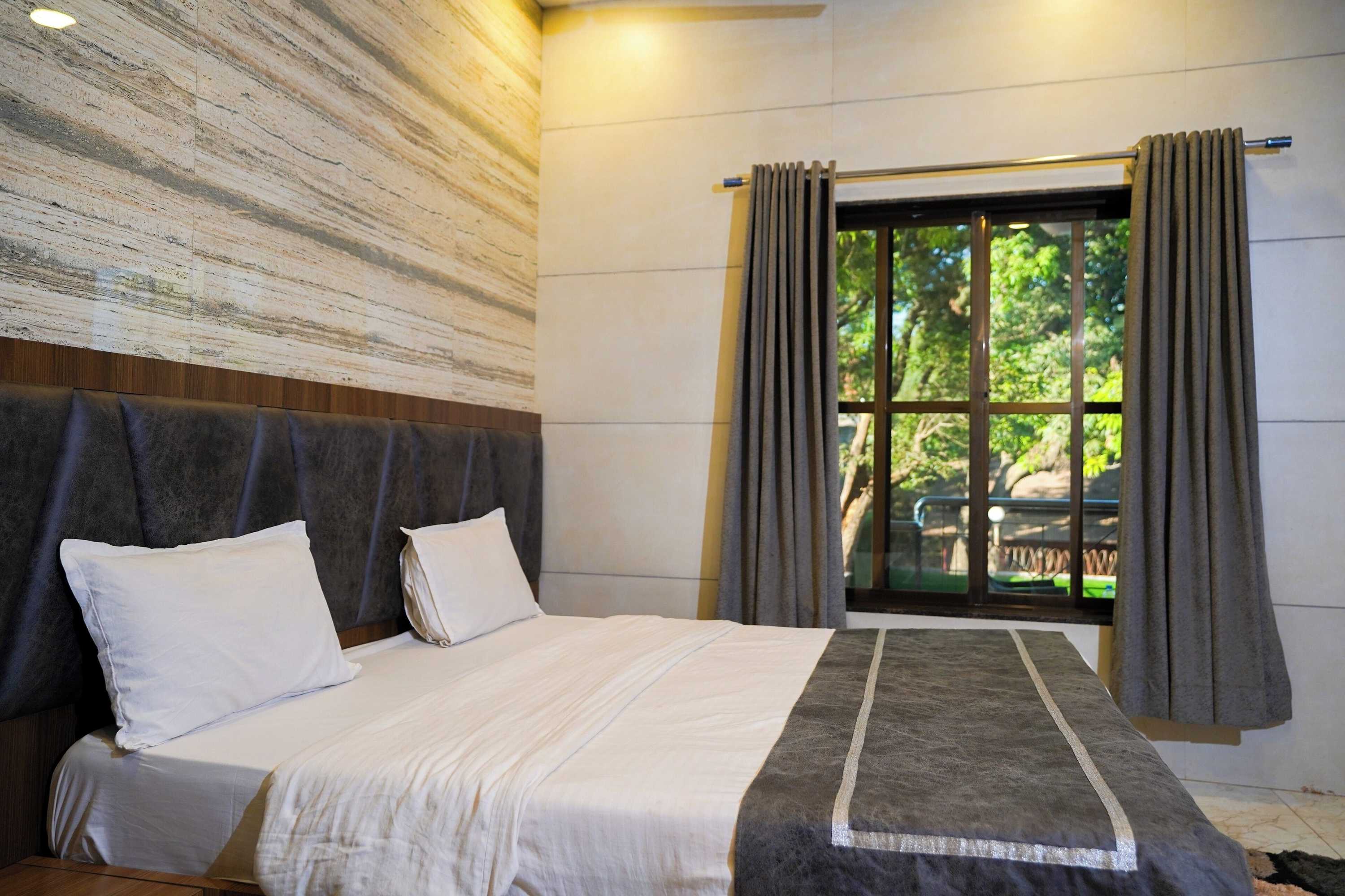 Gift card for Hotel Kumar Plaza Gift card for Hotel Kumar Plaza