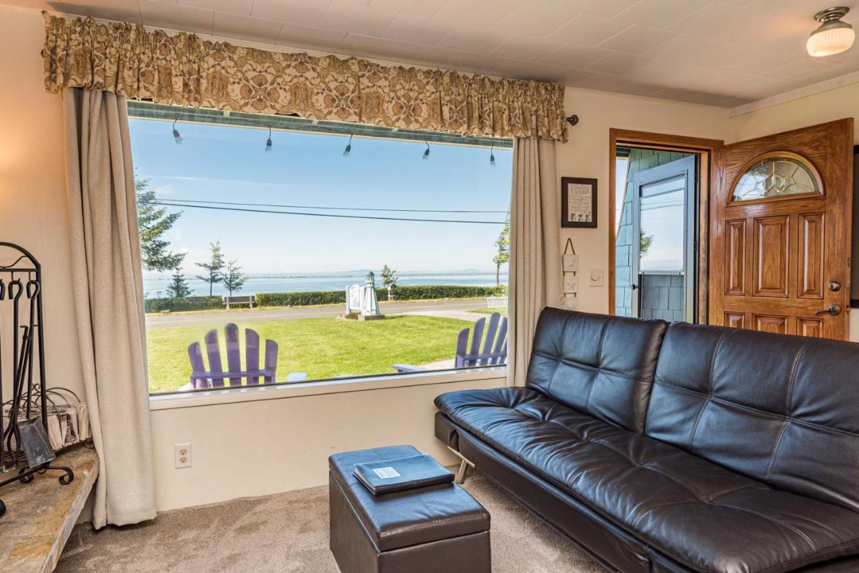 Gift card for Juan De Fuca Cottages And Suites