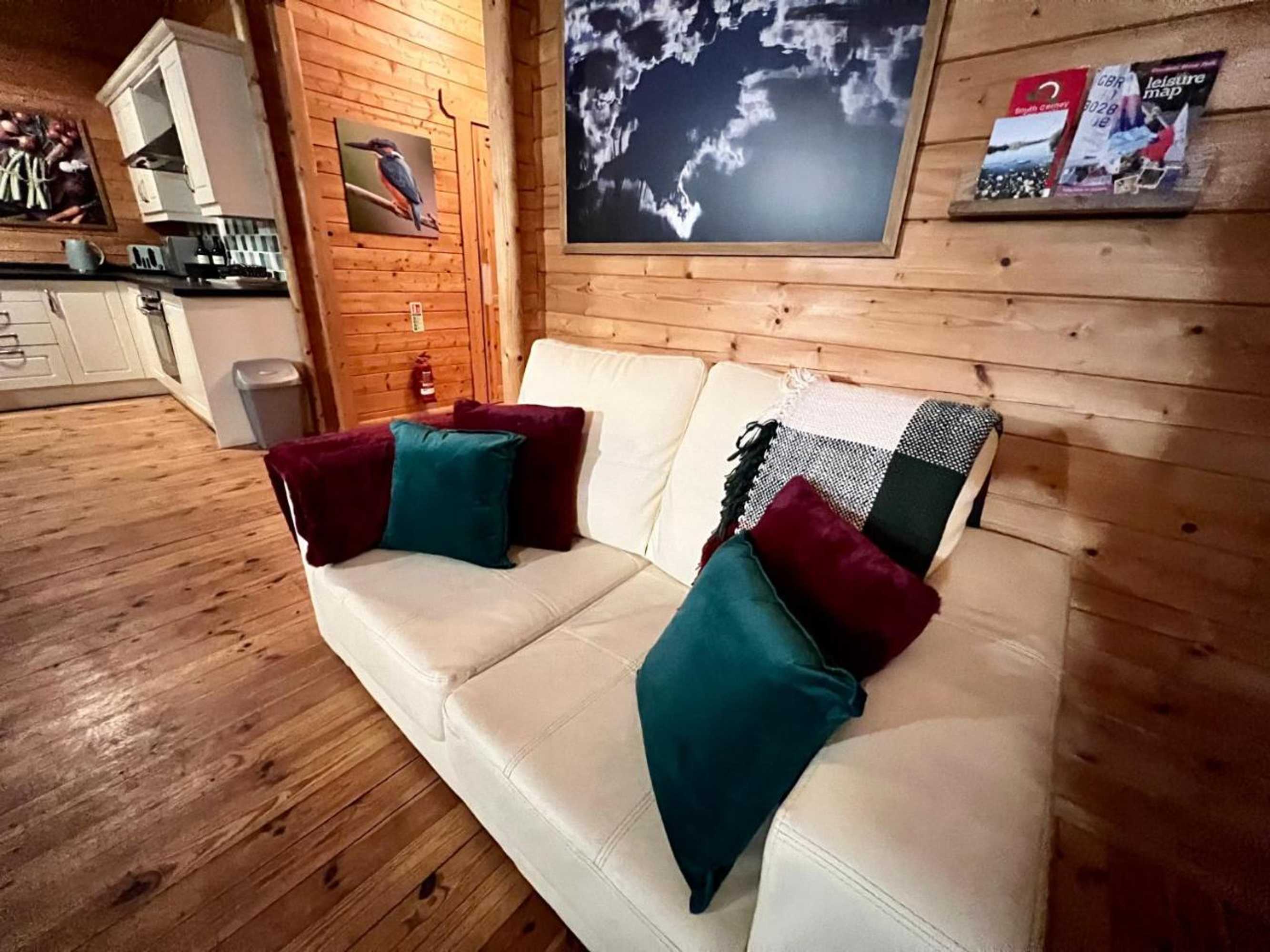 Gift card for Tufty Lodge, Lake Pochard Lodge 9