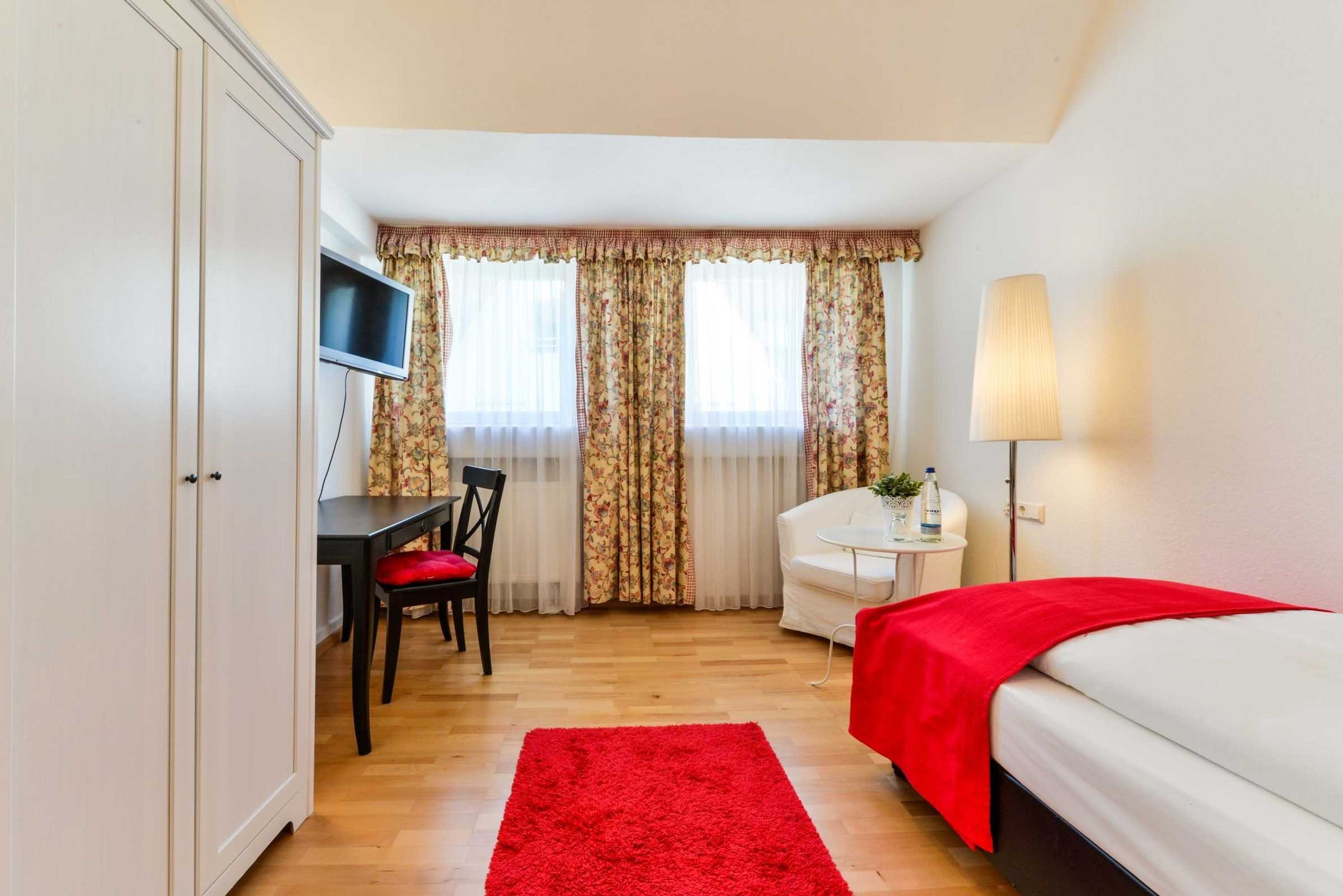 Gift card for Flair Hotel Vier Jahreszeiten Gift card for Flair Hotel Vier Jahreszeiten