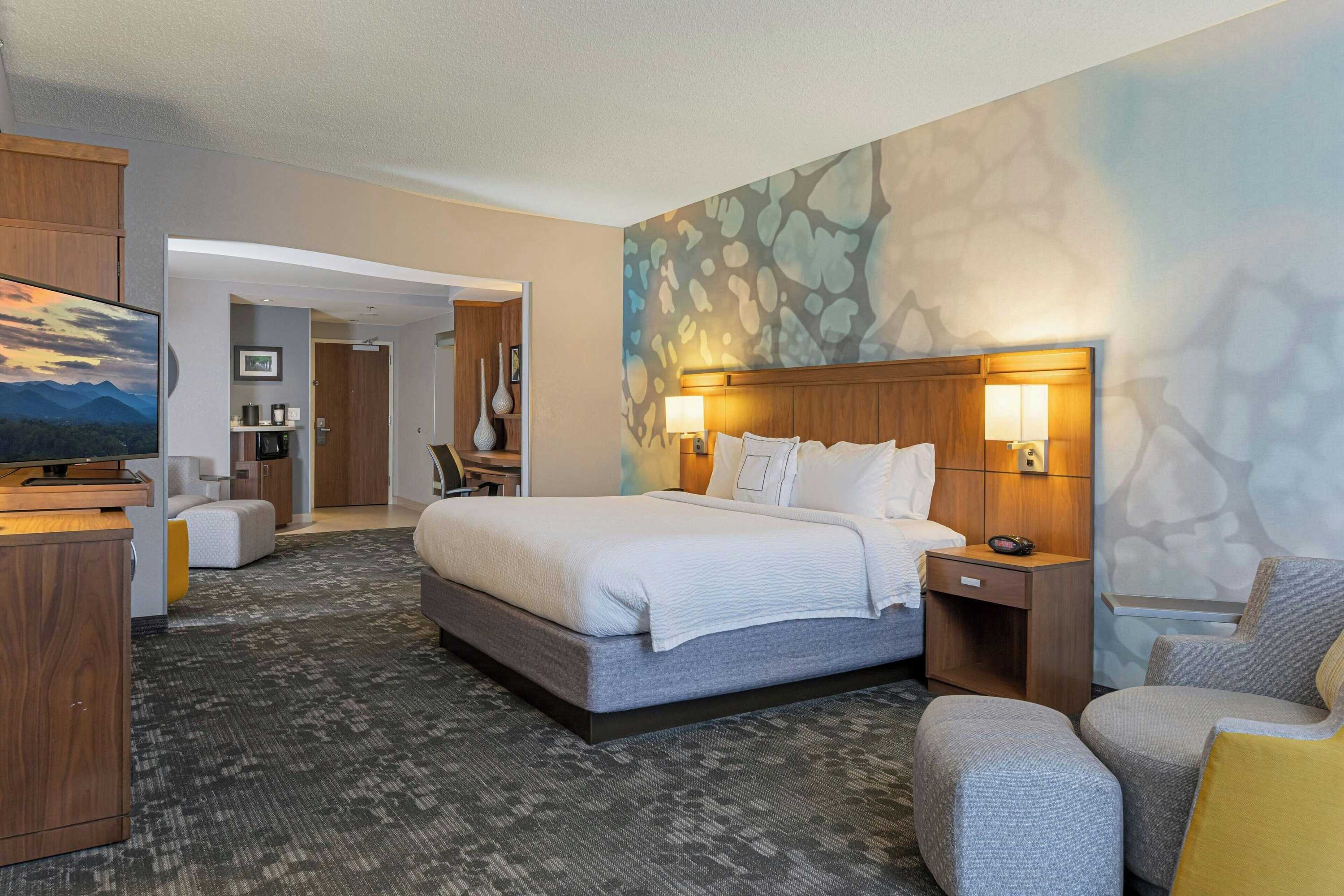 Gift card for Courtyard by Marriott Asheville Airport Gift card for Courtyard by Marriott Asheville Airport