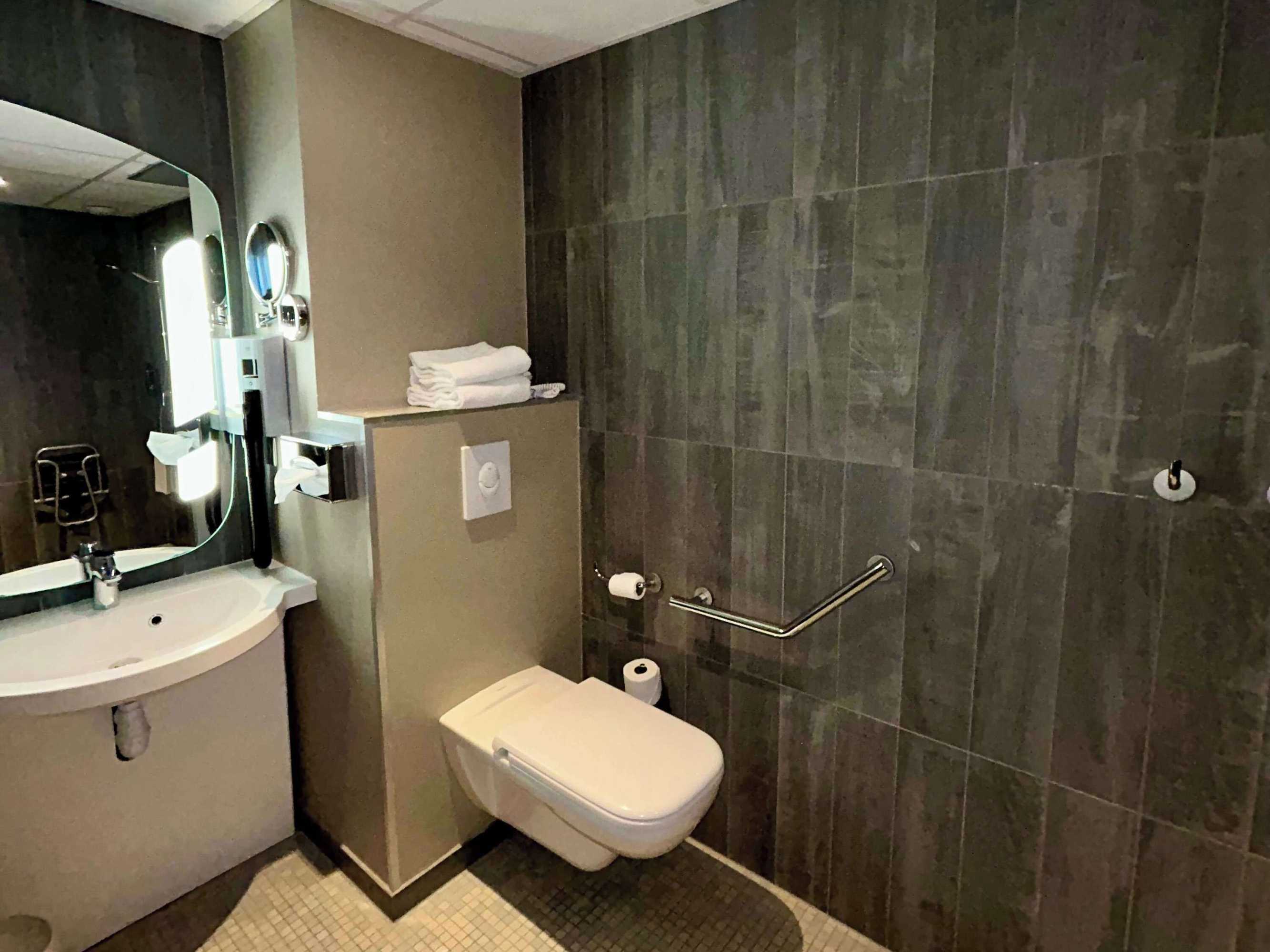 Gift card for Ibis Saint Malo La Madeleine Gift card for Ibis Saint Malo La Madeleine