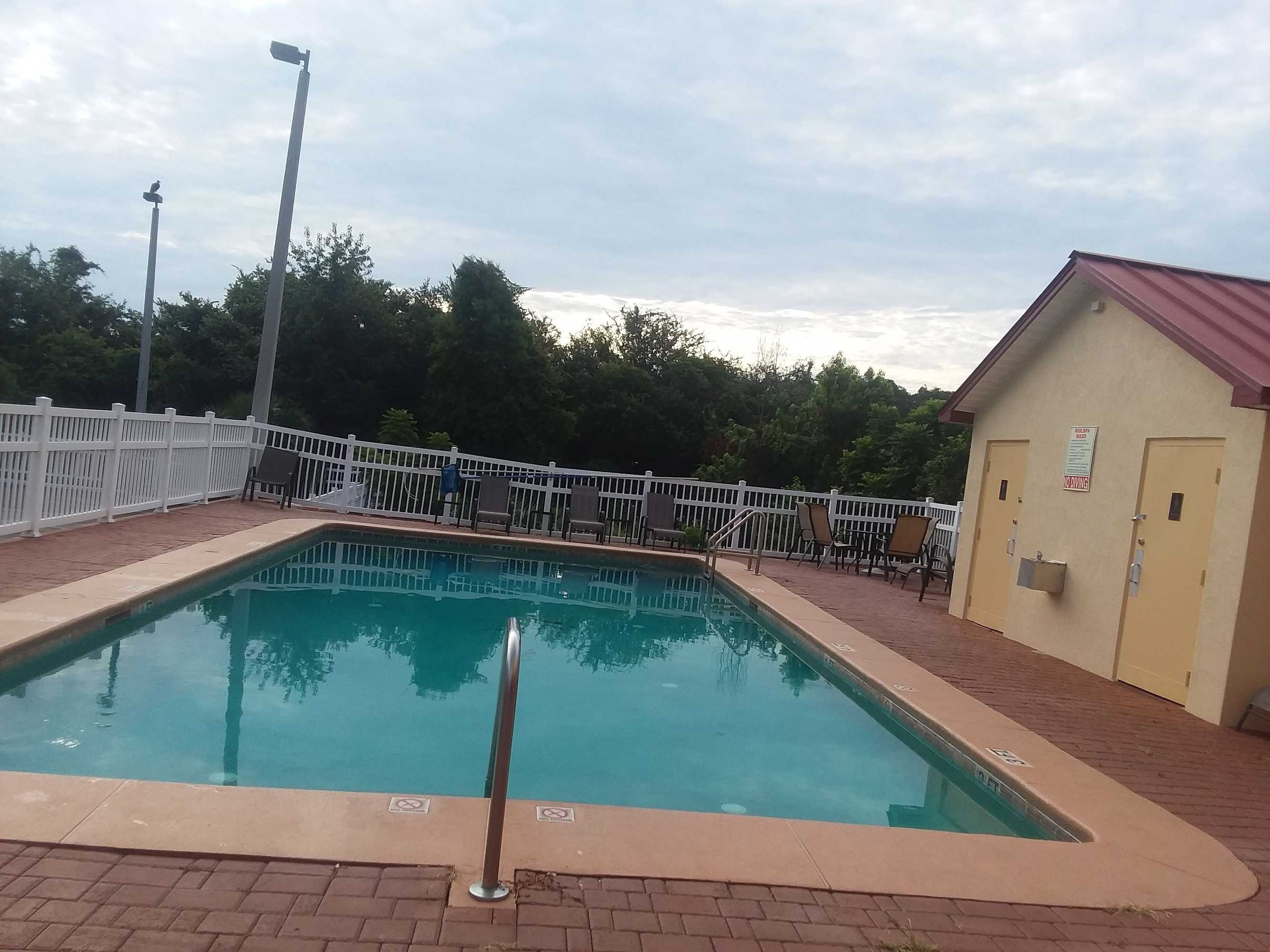 Gift card for Sleep Inn Leesburg Chain of Lakes Gift card for Sleep Inn Leesburg Chain of Lakes