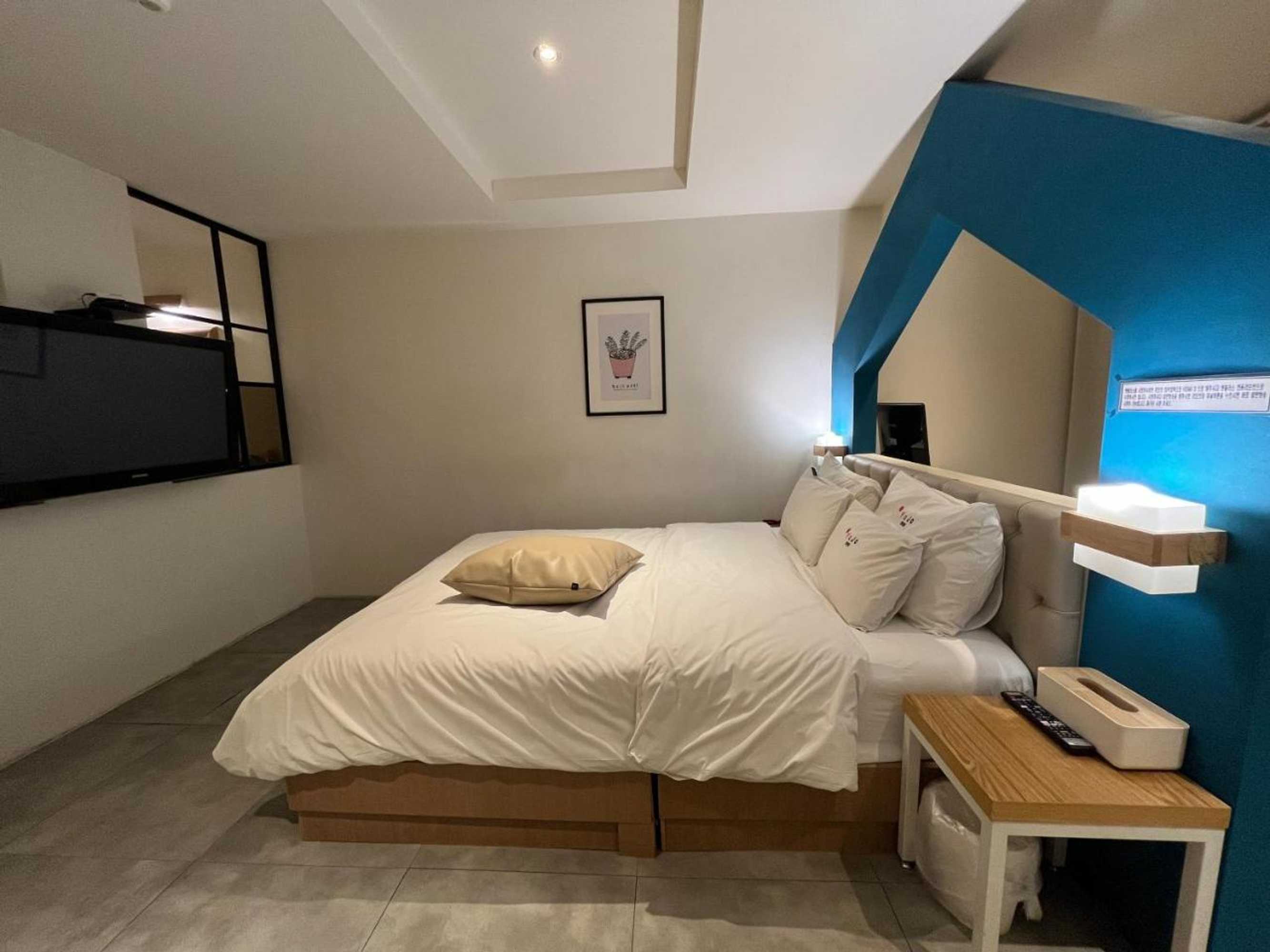 Gift card for Yaja Hwajeong Station