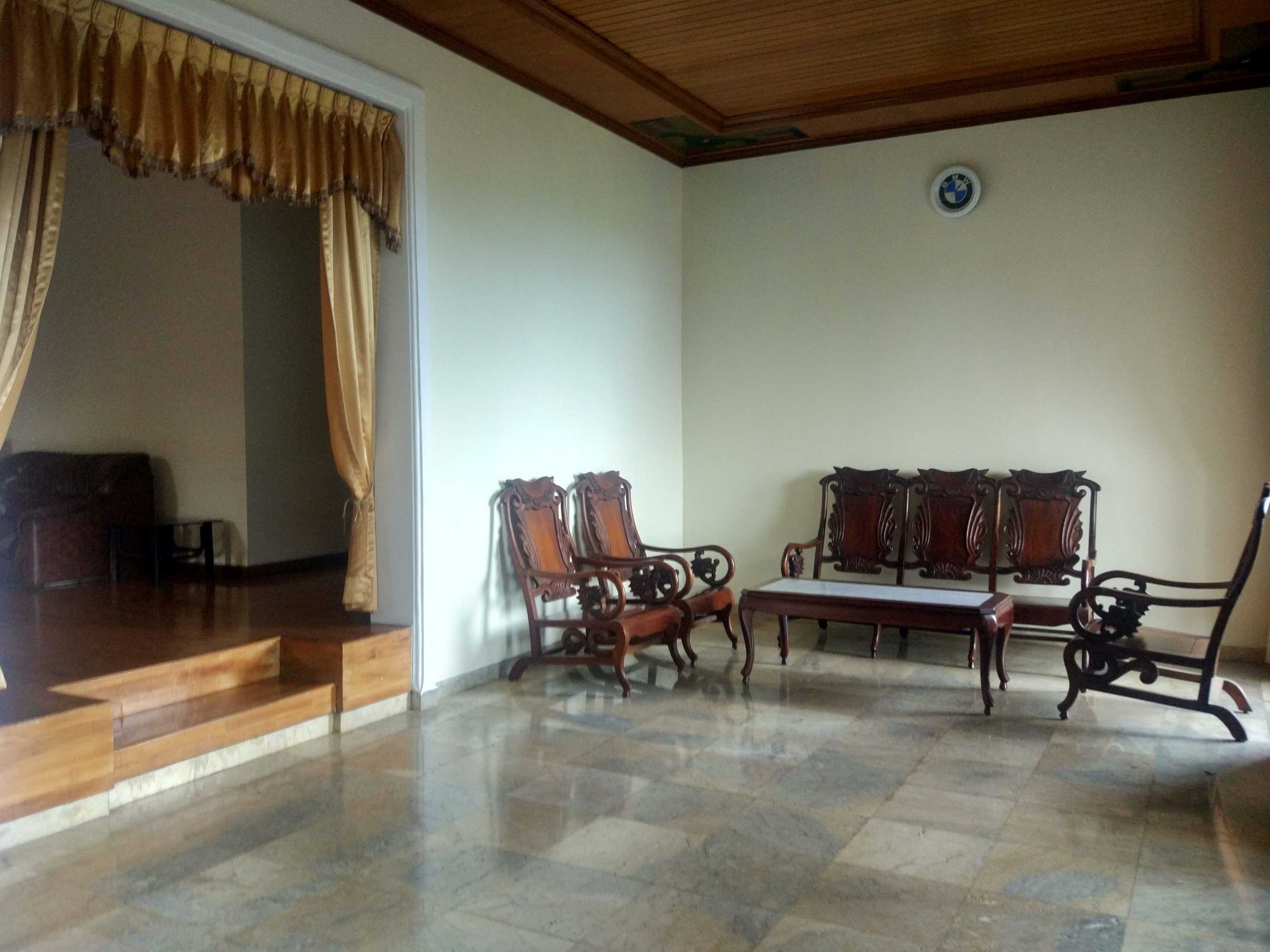 Gift card for Villa Beverly Hills Puncak For 50 Pax Gift card for Villa Beverly Hills Puncak For 50 Pax