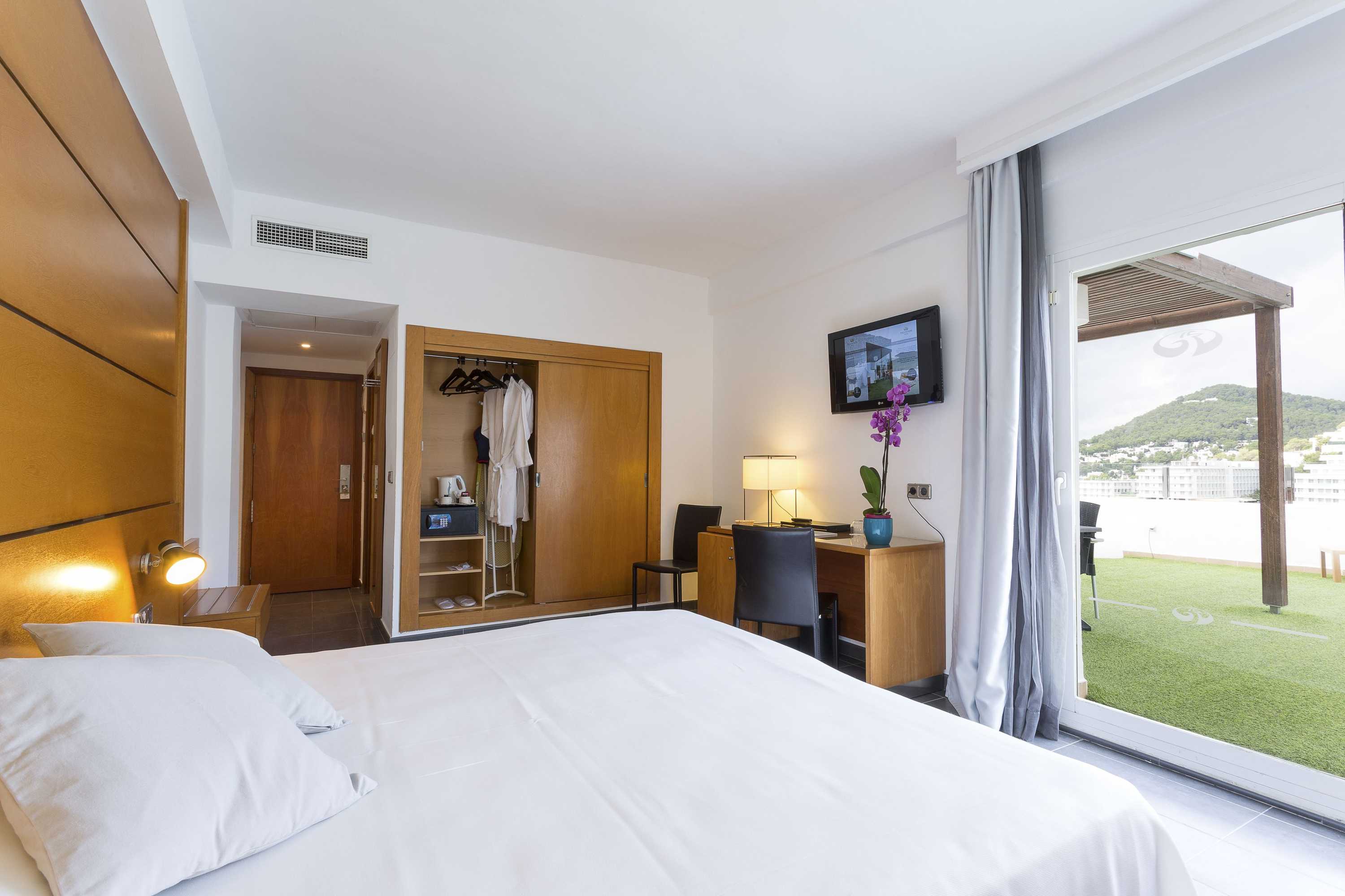 Gift card for Palladium Hotel Cala Llonga - Adults Only Gift card for Palladium Hotel Cala Llonga - Adults Only
