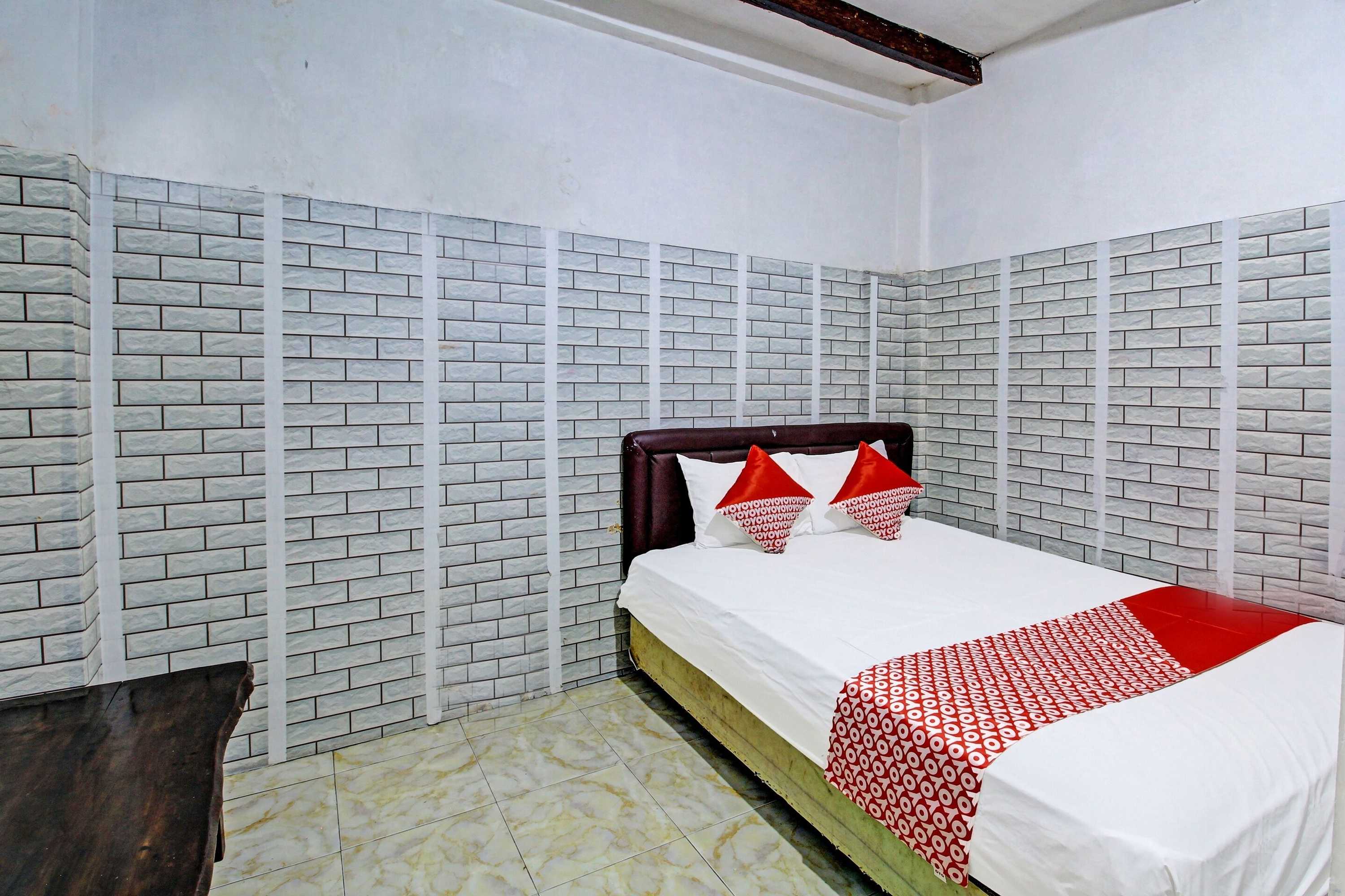 Gift card for Oyo 3012 Coupis Guesthouse Syariah Gift card for Oyo 3012 Coupis Guesthouse Syariah