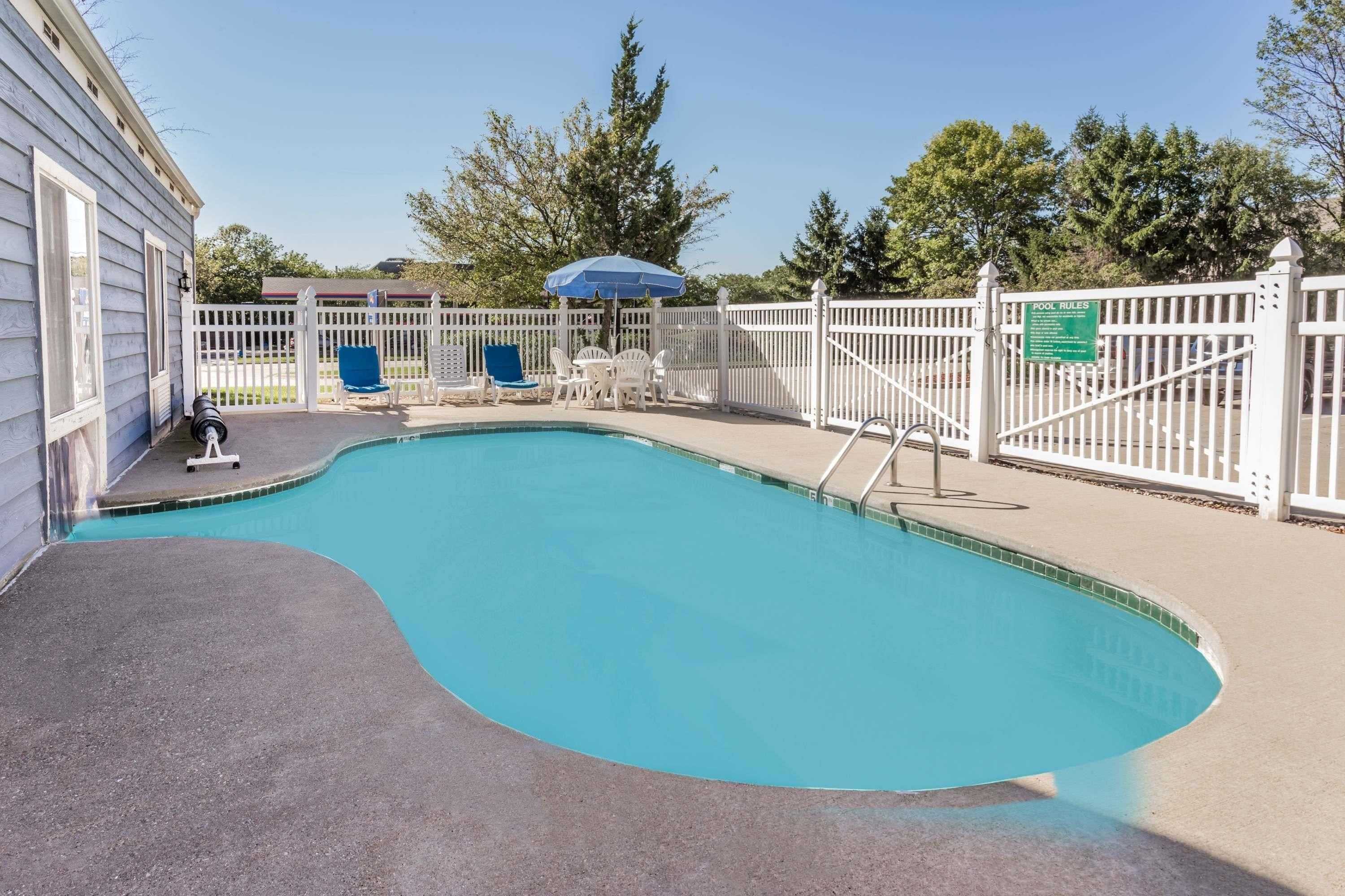 Gift card for Baymont by Wyndham Mequon Milwaukee Area Gift card for Baymont by Wyndham Mequon Milwaukee Area