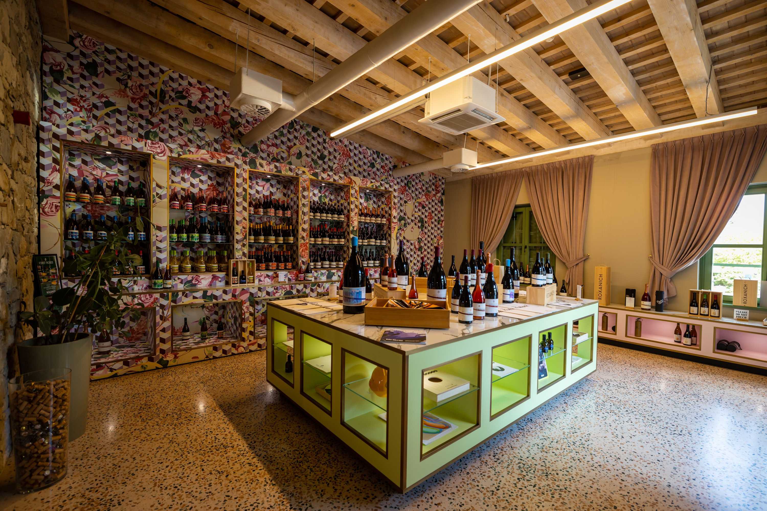 Gift card for Winery & Design Hotel Roxanich Gift card for Winery & Design Hotel Roxanich