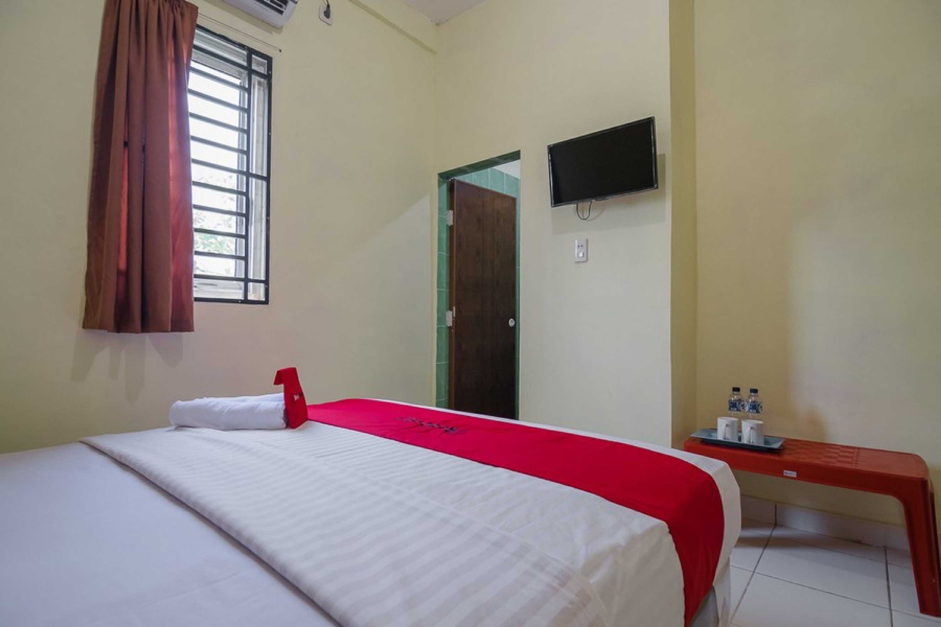Gift card for Reddoorz Near Politeknik Negeri Medan Gift card for Reddoorz Near Politeknik Negeri Medan