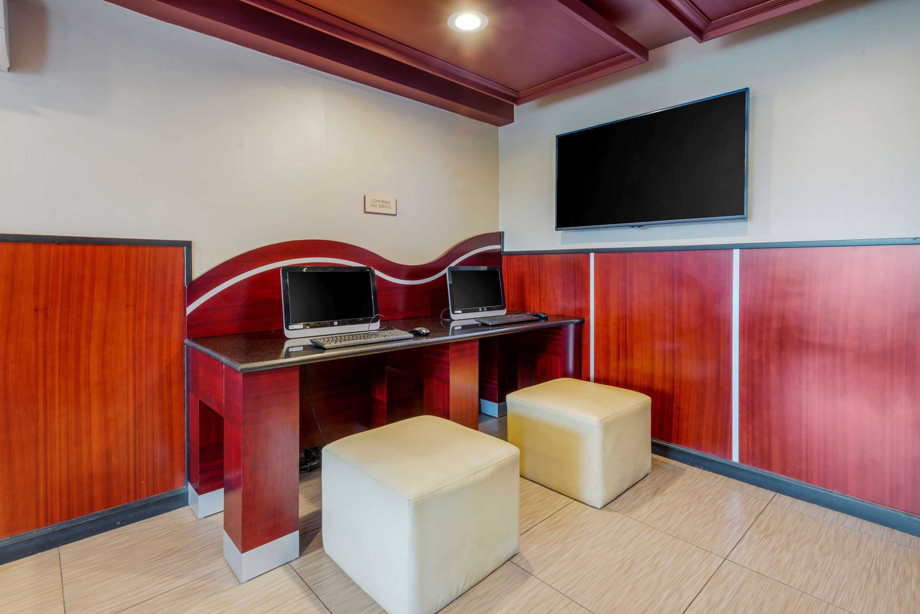 Gift card for Best Western Plus Poconos Hotel Gift card for Best Western Plus Poconos Hotel