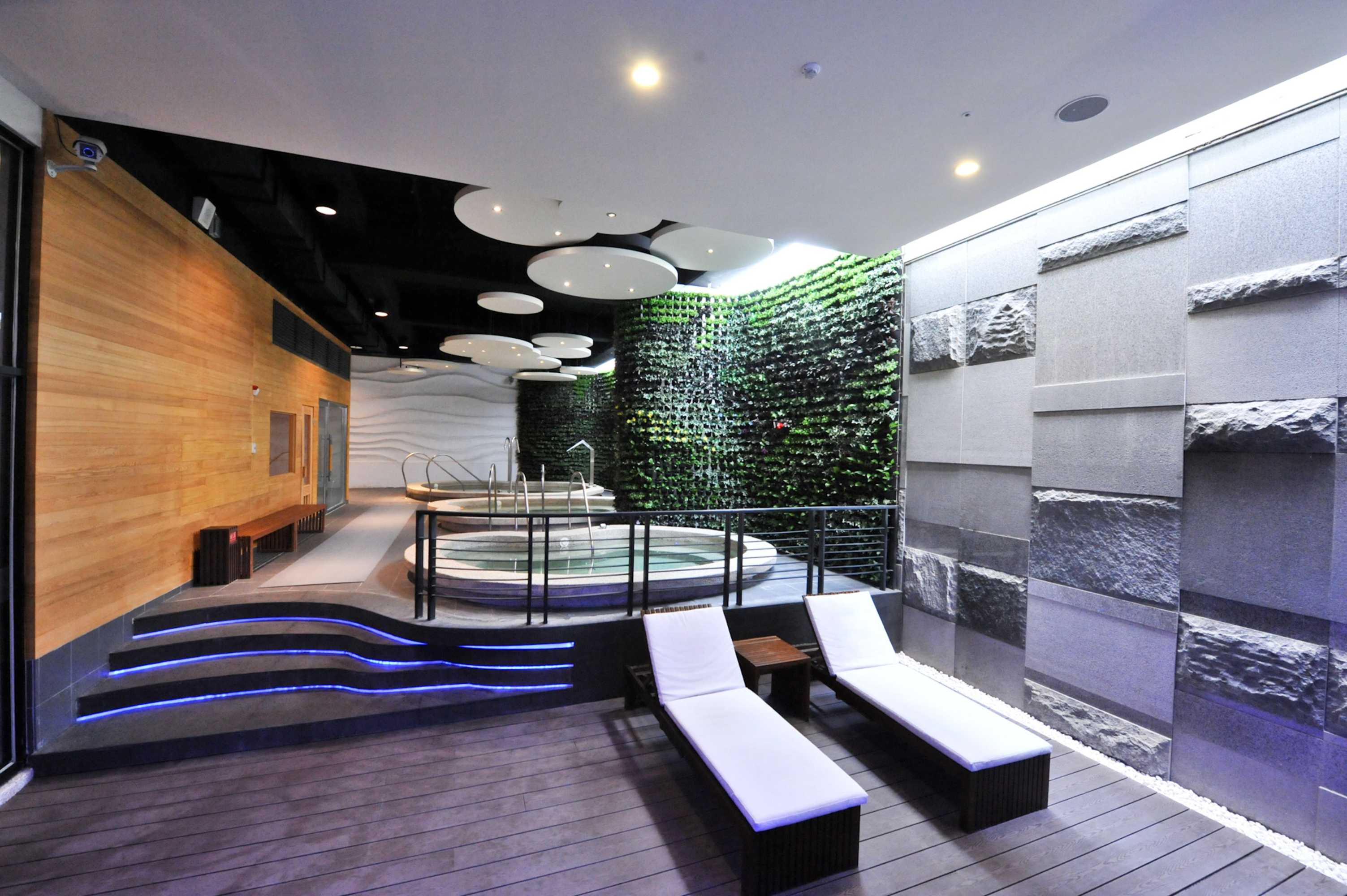 Gift card for Golden Tulip - Aesthetics