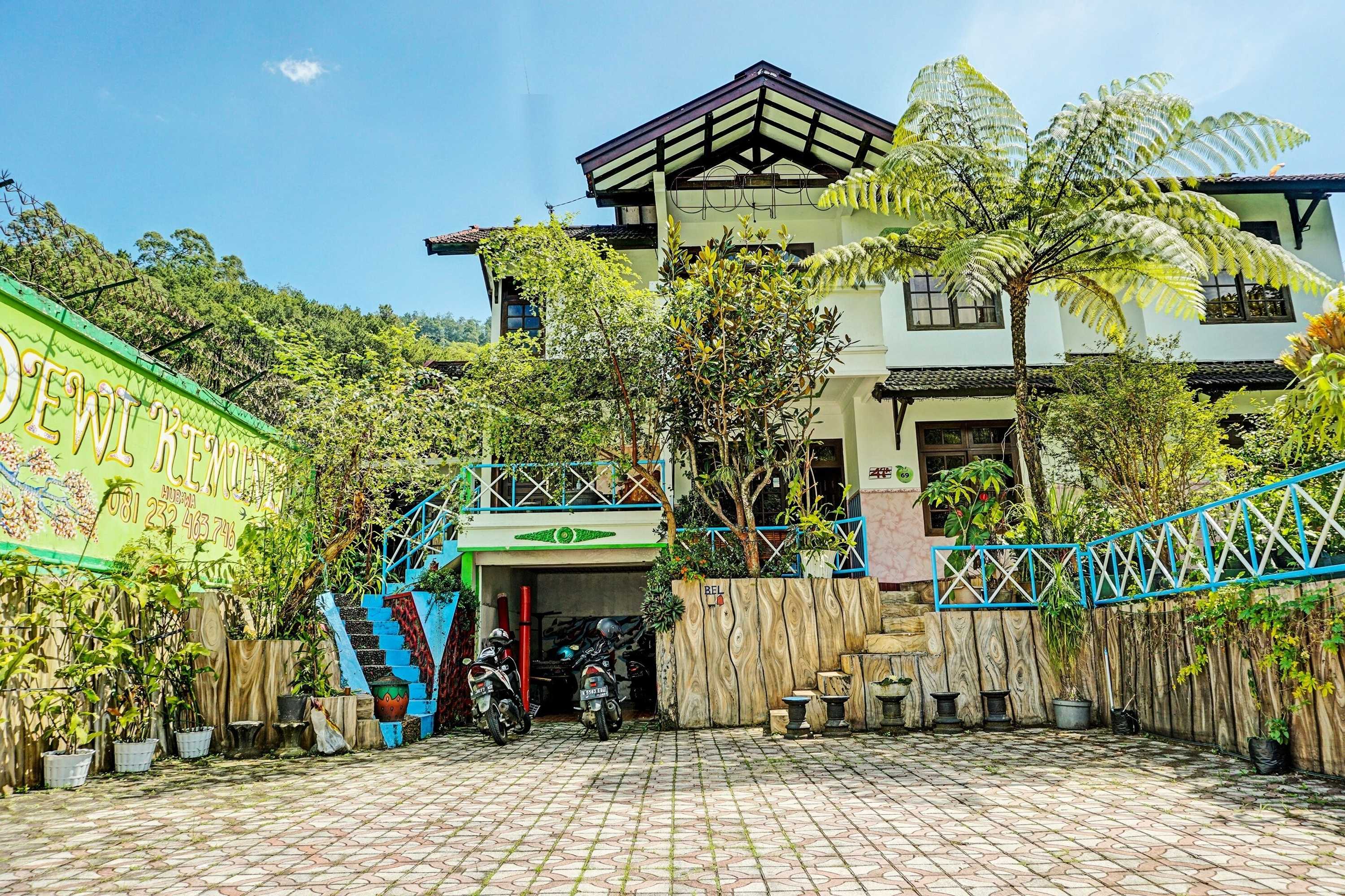 Gift card for Oyo Life 92376 Agape Villa