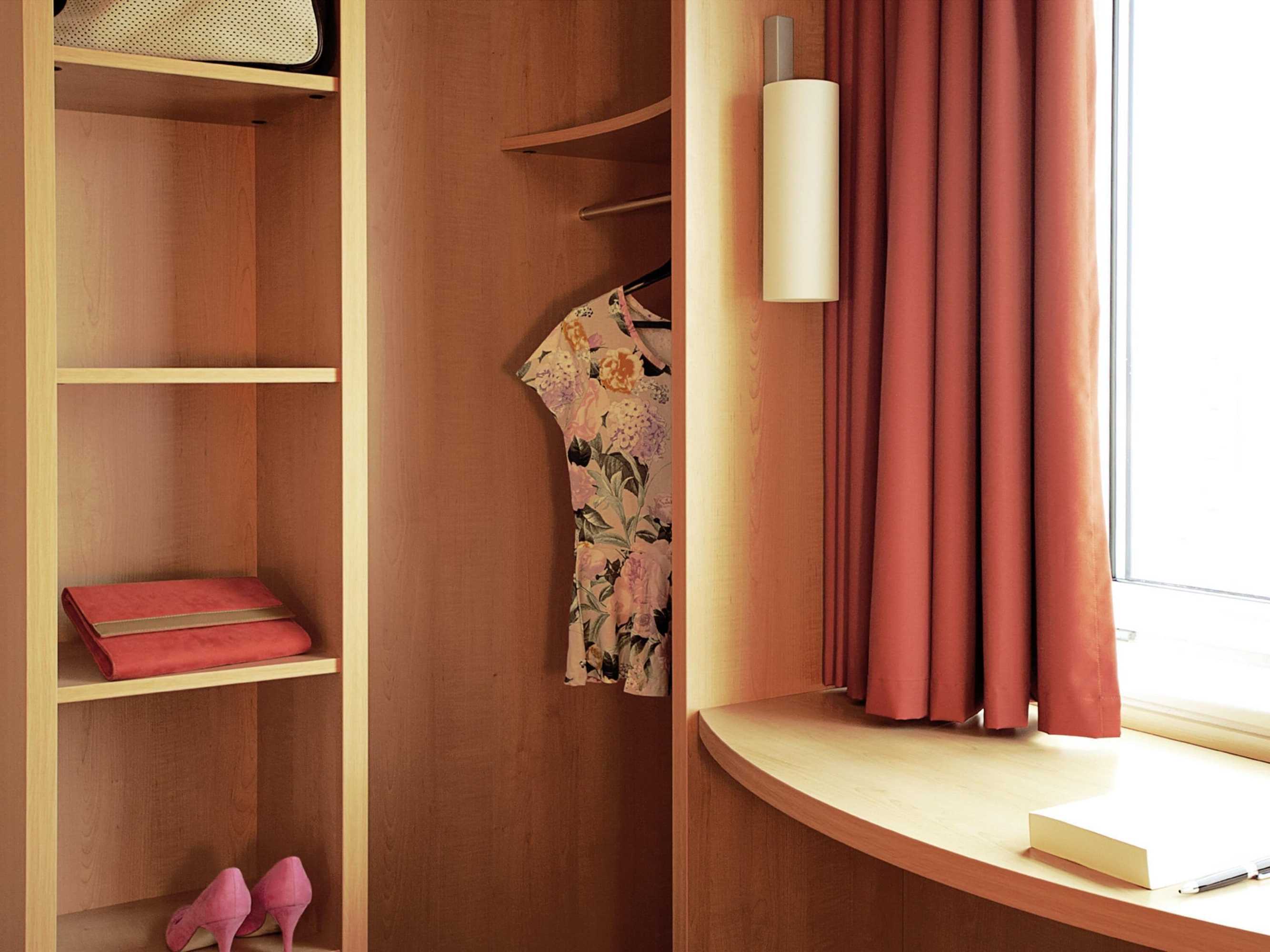Gift card for Ibis London Luton Airport Gift card for Ibis London Luton Airport