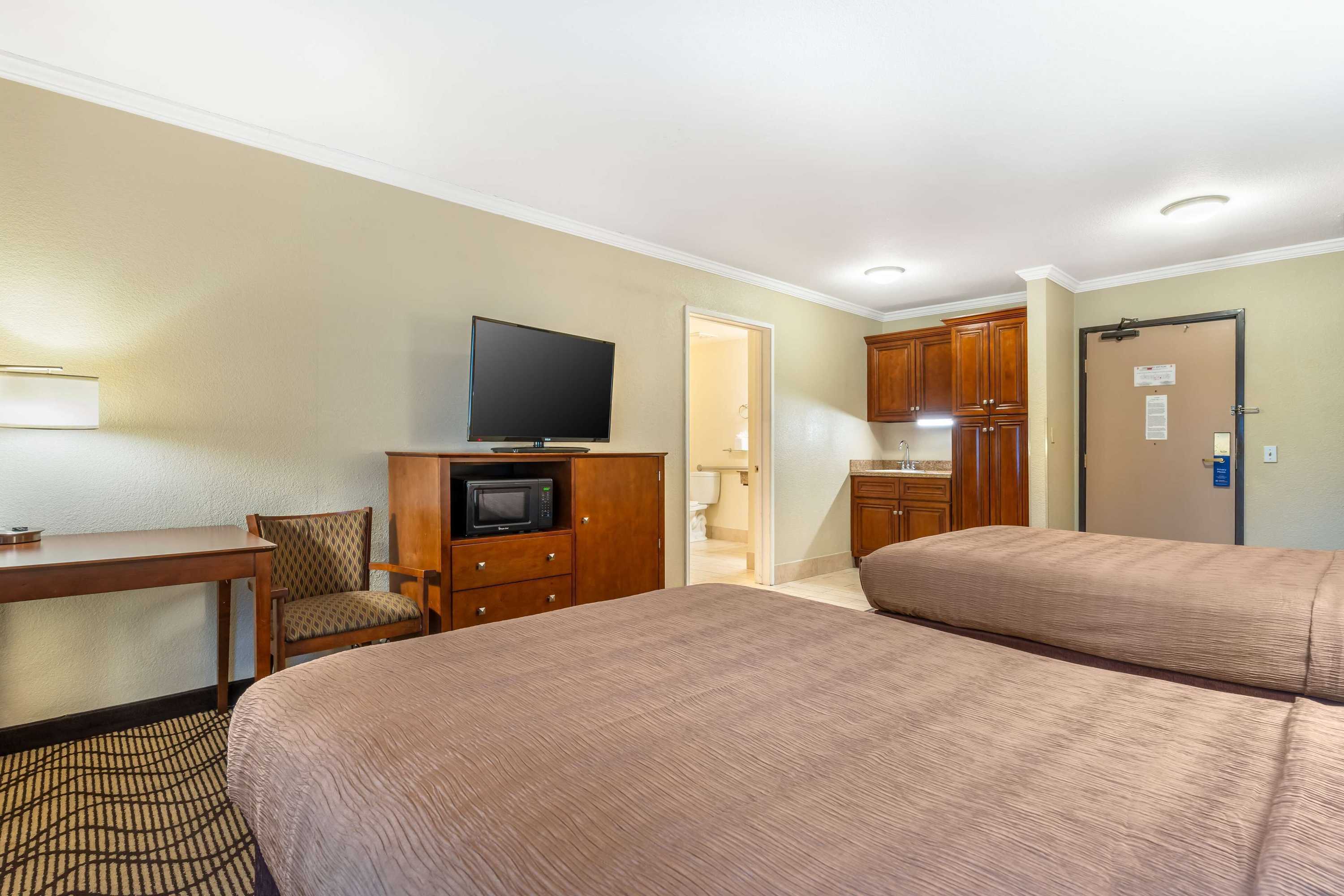 Gift card for Best Western John Muir Inn Gift card for Best Western John Muir Inn