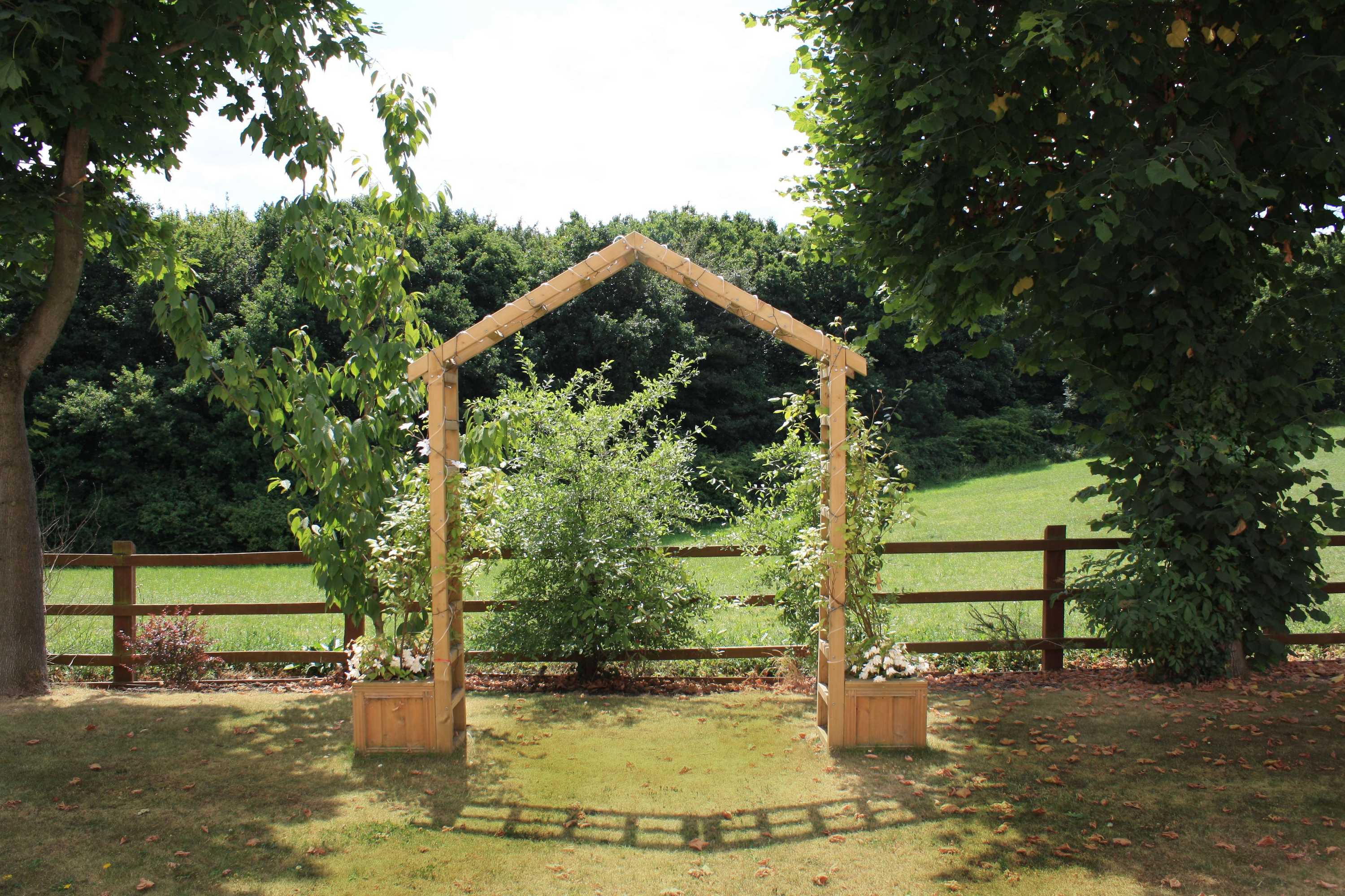 Gift card for Twin Oaks Hotel